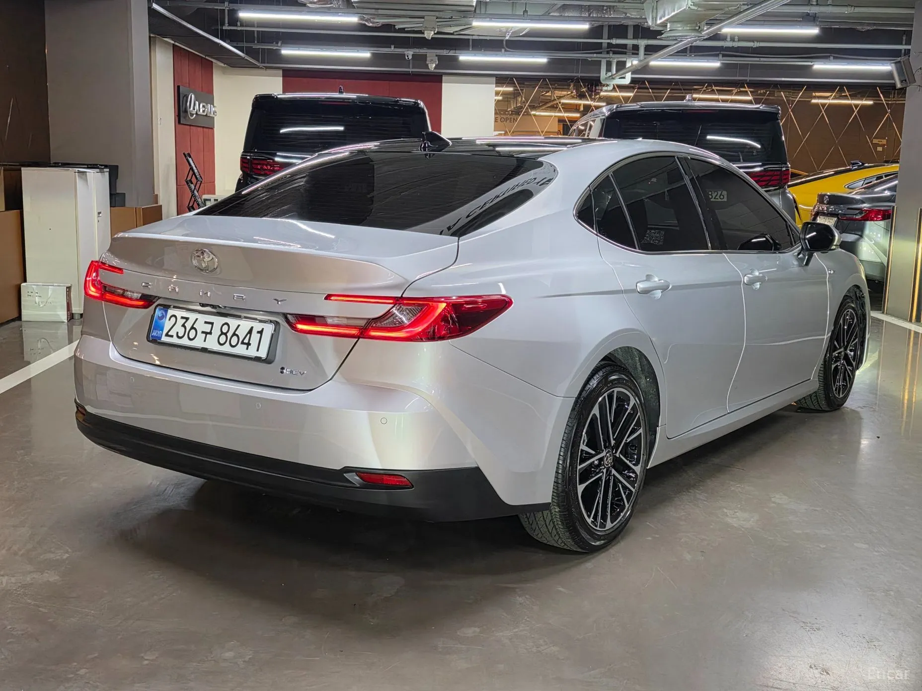 Toyota Camry (XV80) превью 2