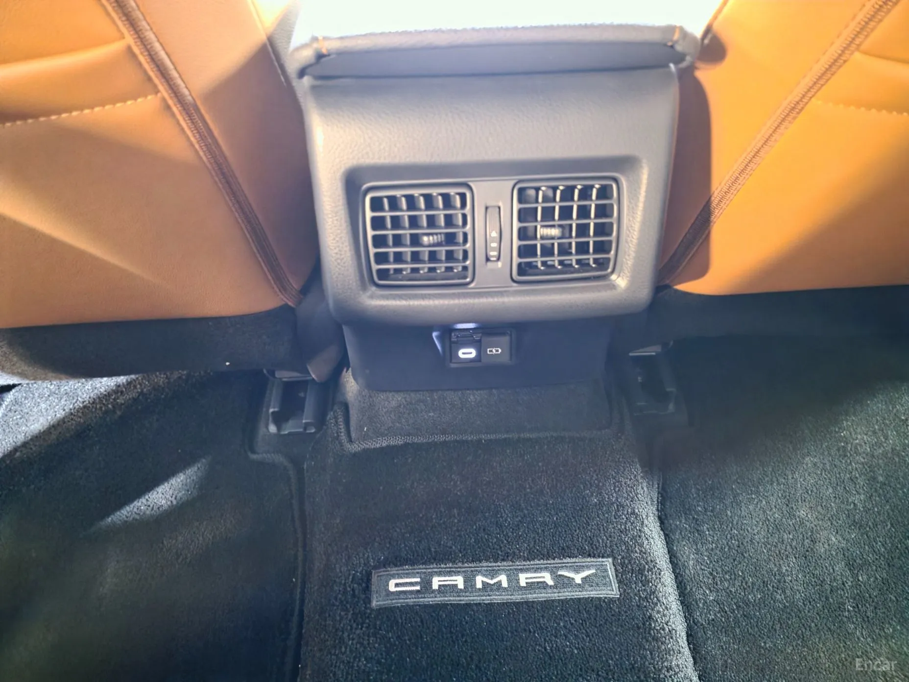 Toyota Camry (XV80) превью 18