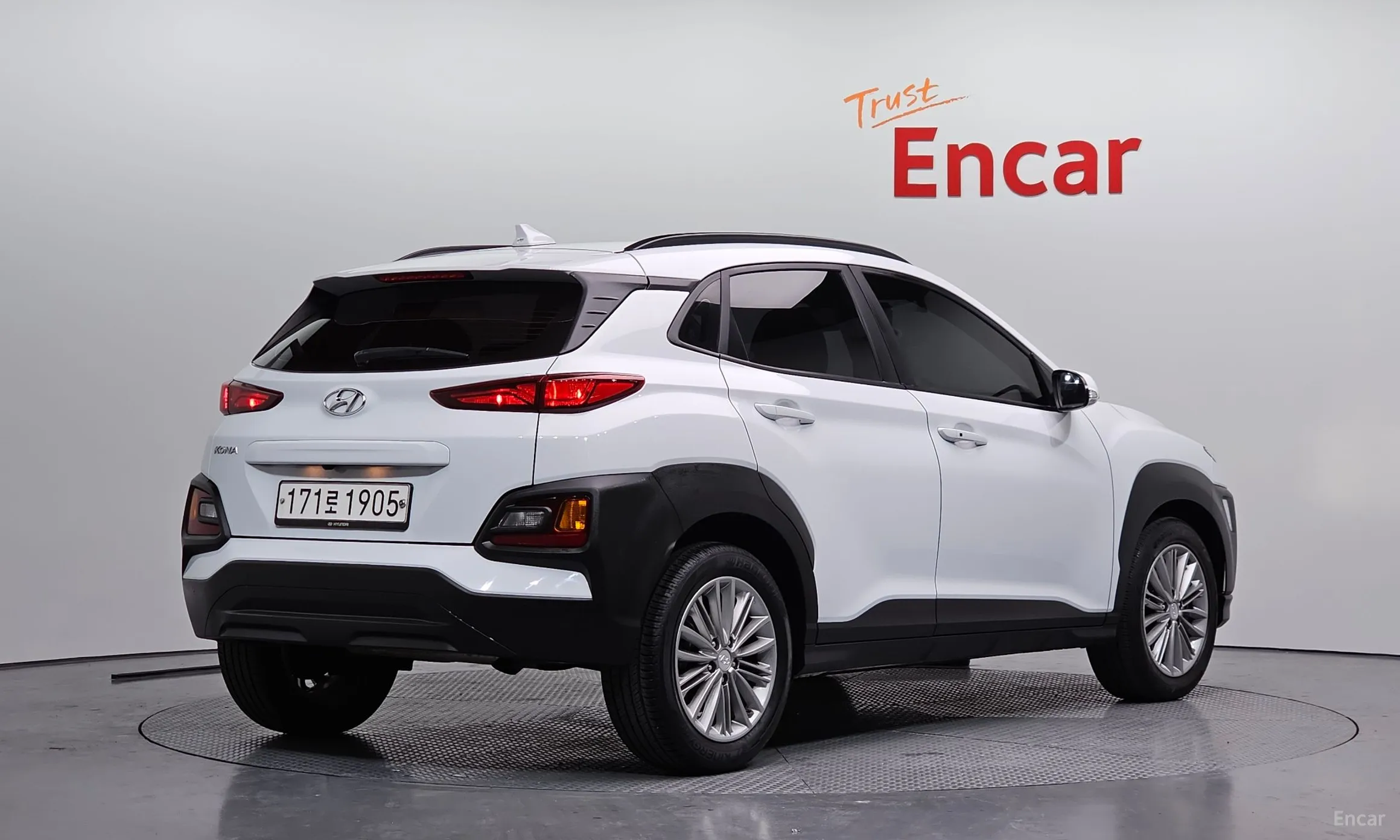 Hyundai Kona превью 2