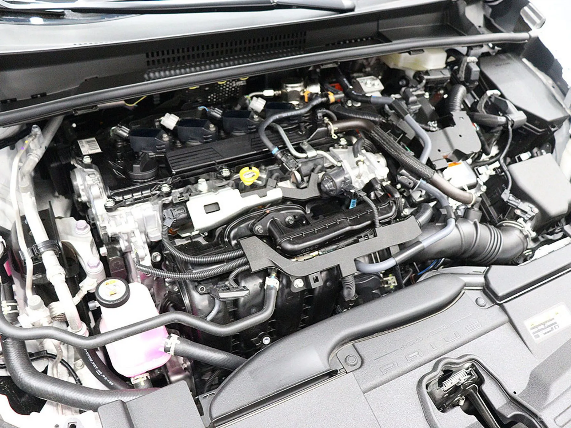 Toyota Prius 5th Generation превью 19