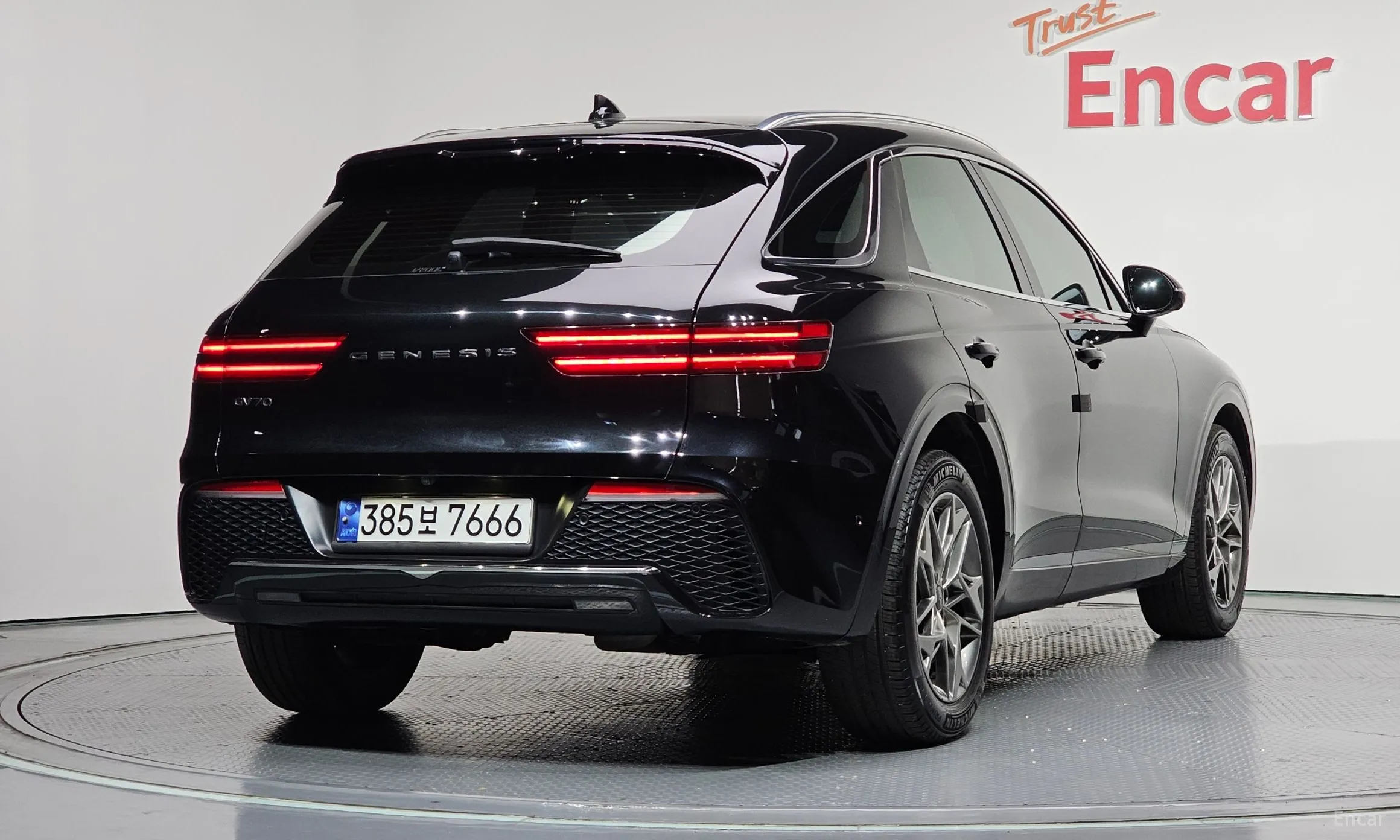 Genesis GV70 превью 2