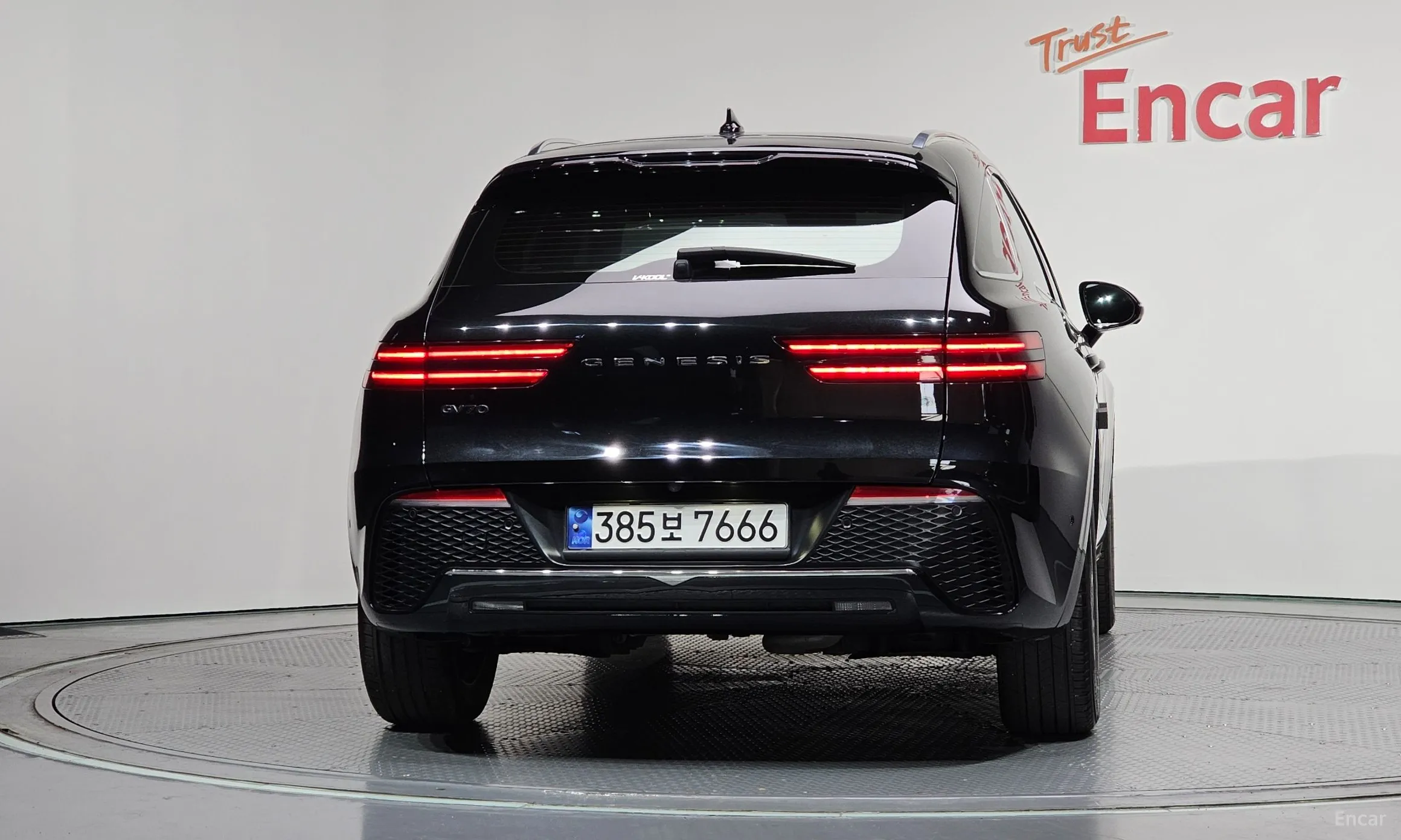 Genesis GV70 превью 4