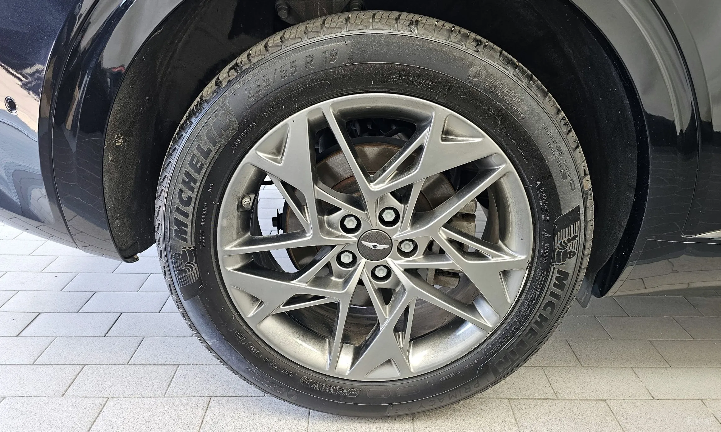 Genesis GV70 превью 5