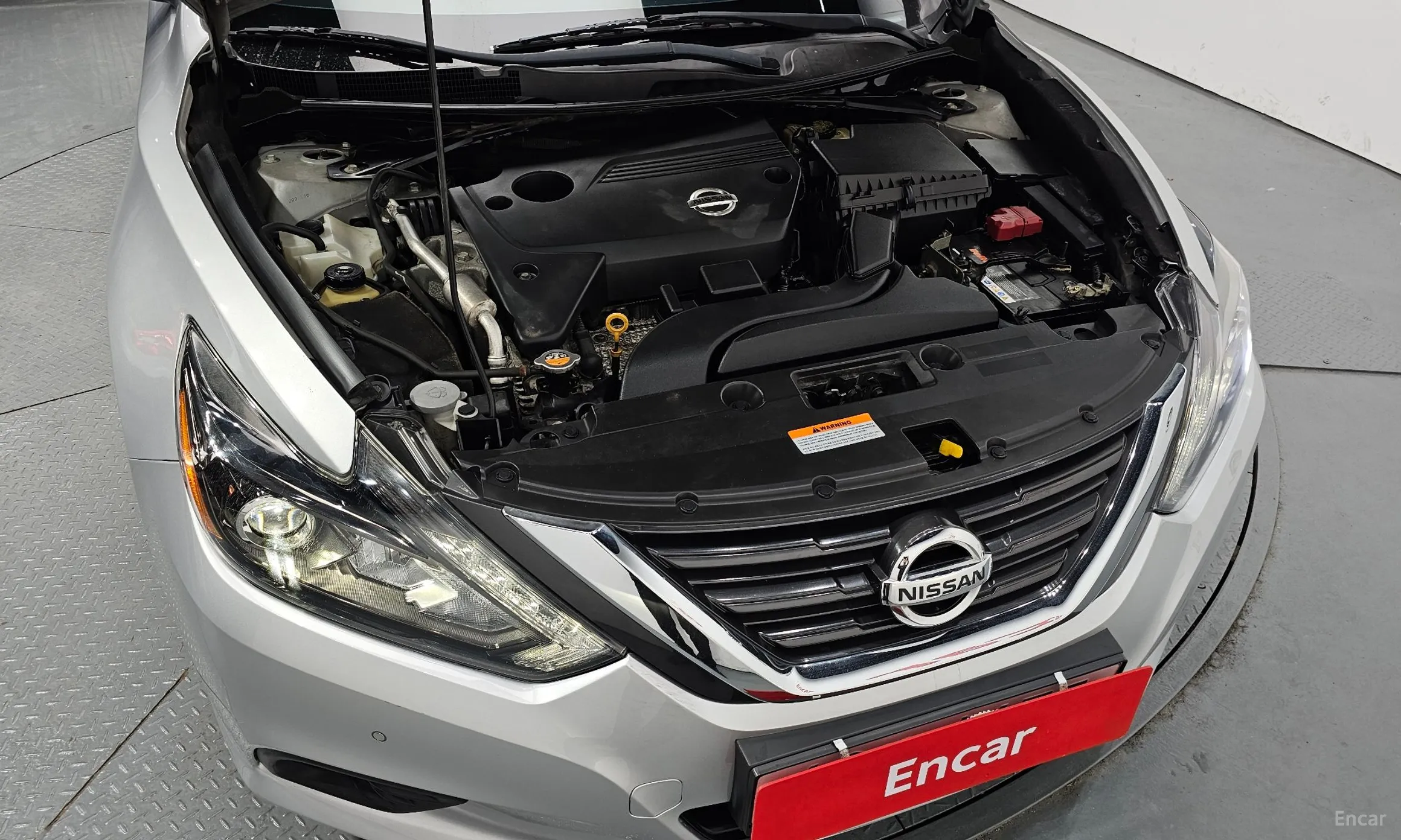 Nissan Altima превью 6