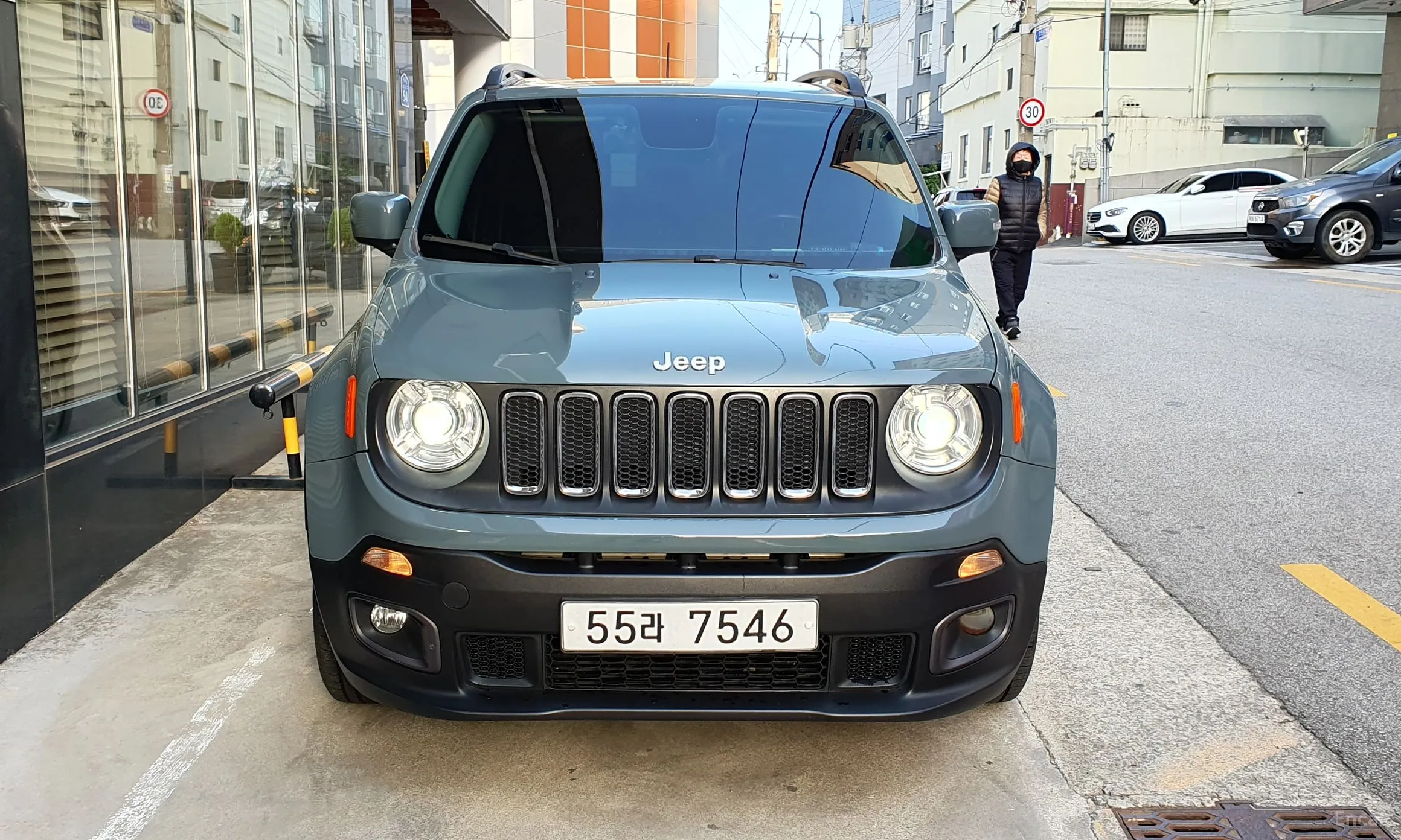 Jeep Renegade превью 3
