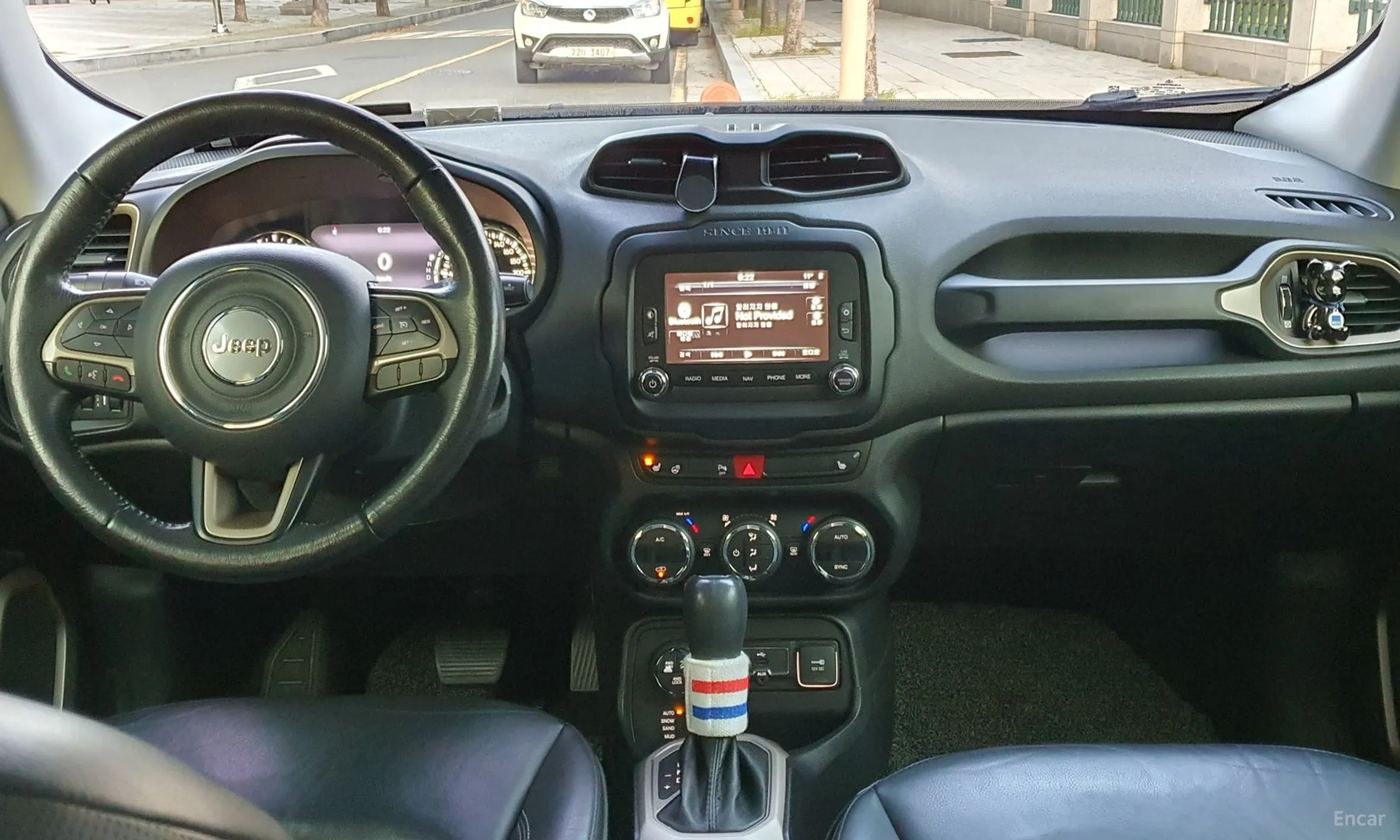 Jeep Renegade превью 6