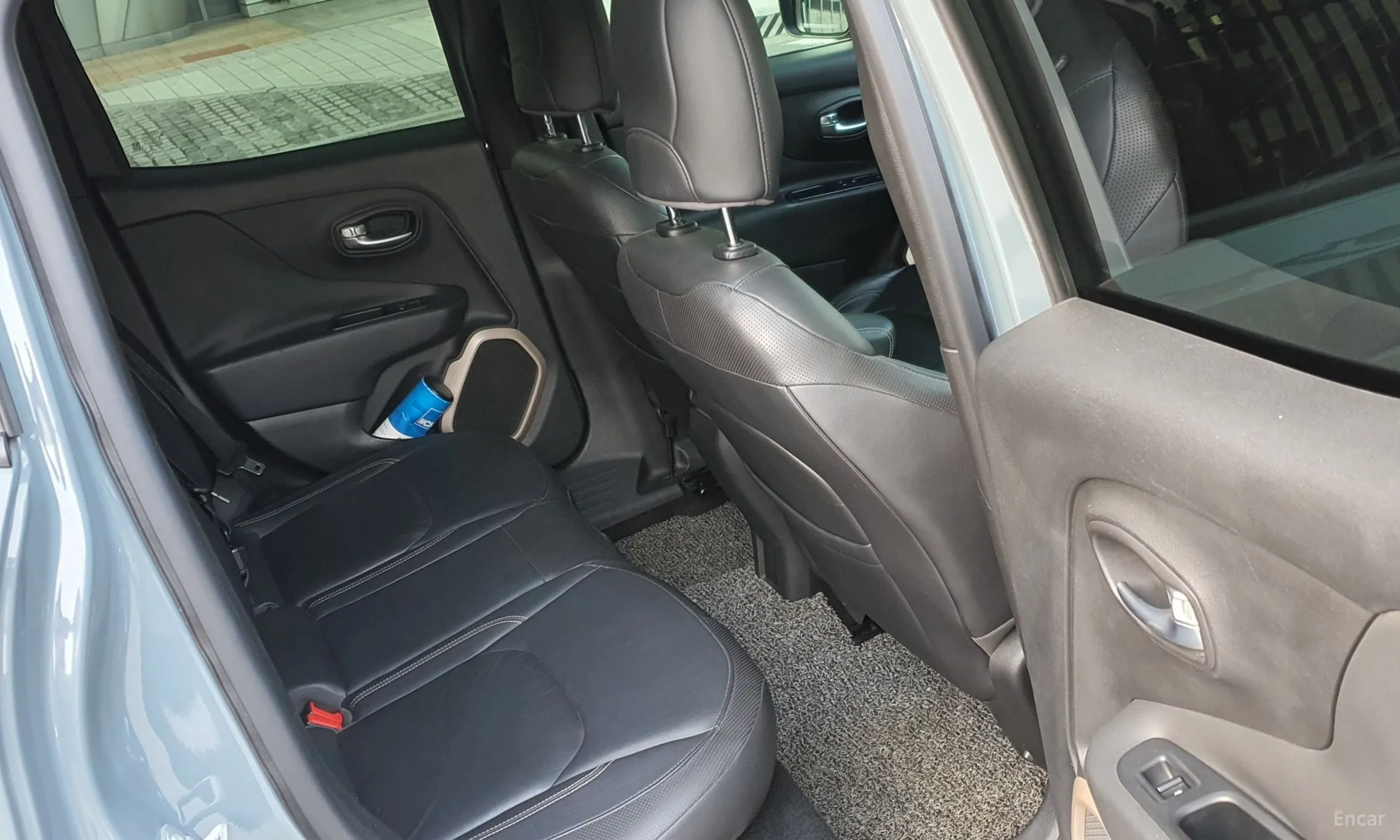 Jeep Renegade превью 8