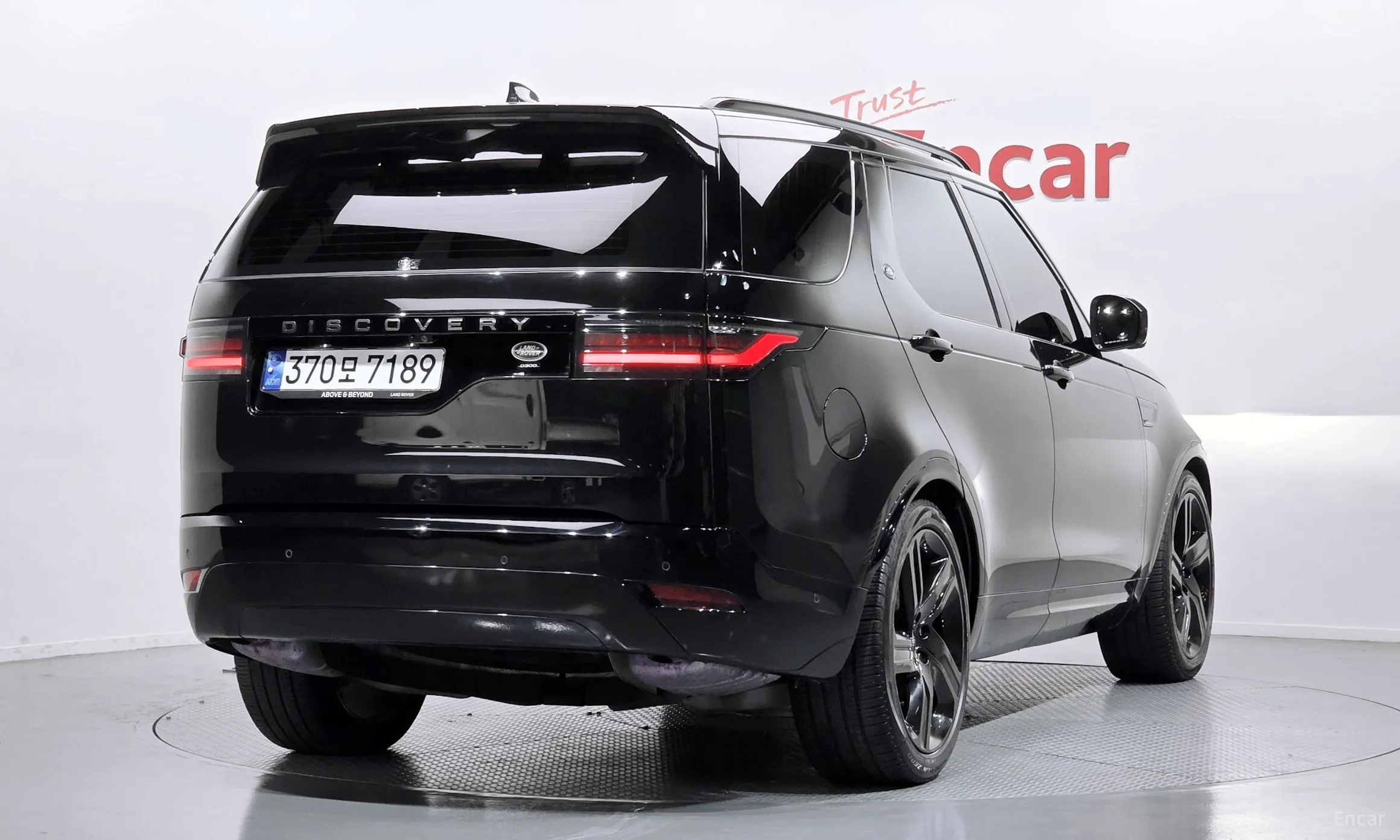 Land Rover Discovery 5 превью 2
