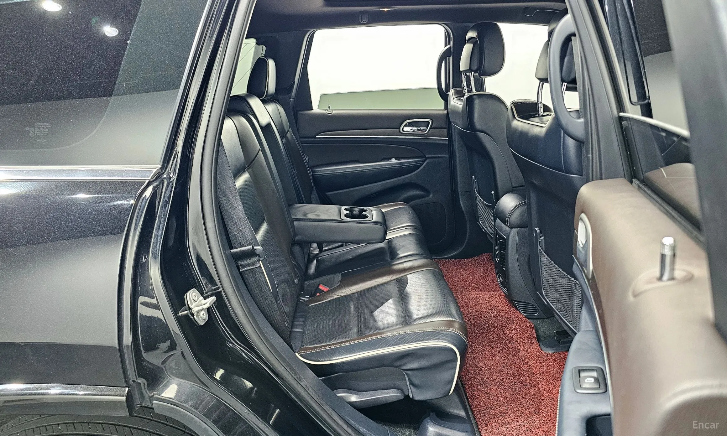 Jeep Grand Cherokee превью 12
