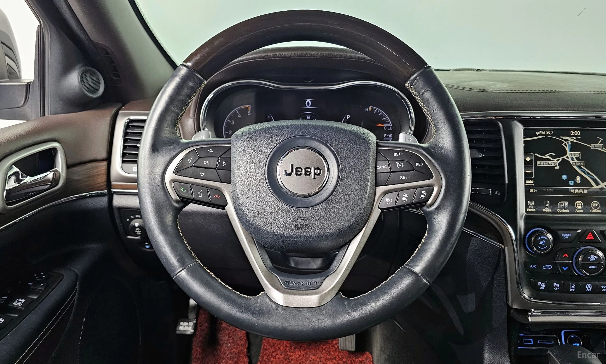 Jeep Grand Cherokee превью 14