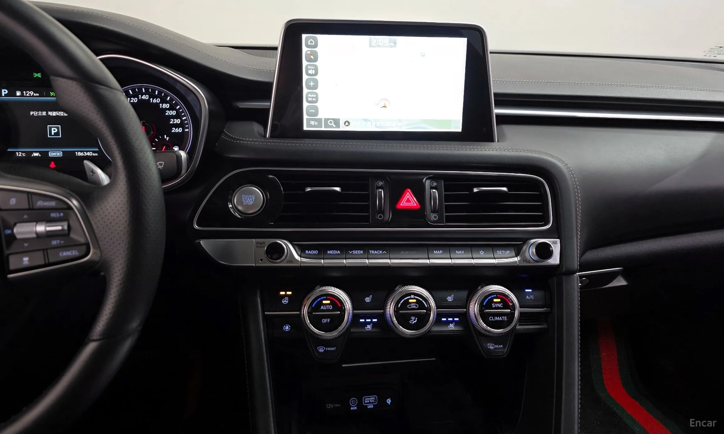 Genesis G70 превью 12