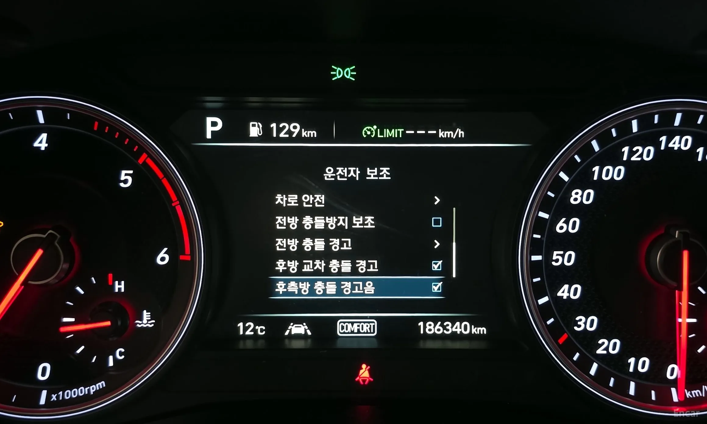 Genesis G70 превью 15