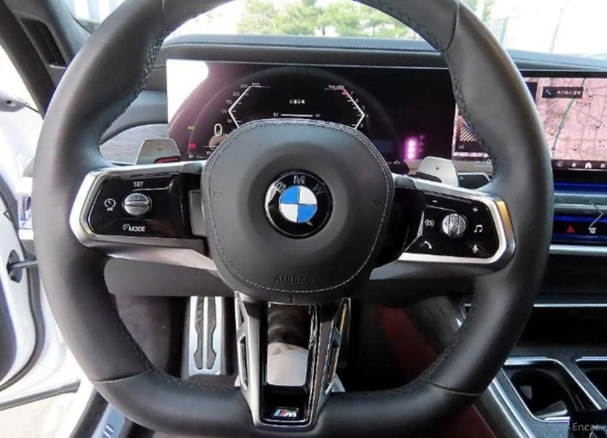 BMW 7 Series (G70) превью 8