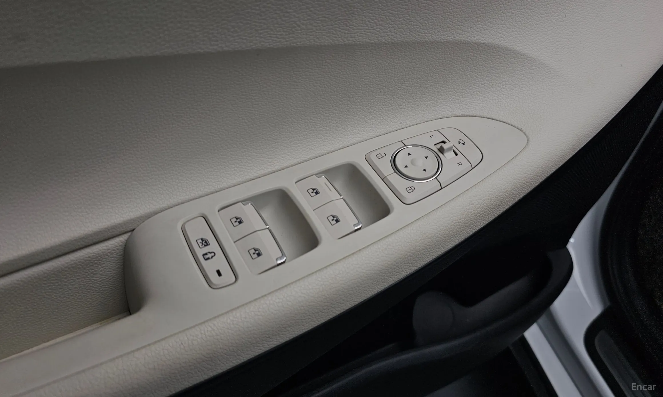 Hyundai Grandeur IG превью 17