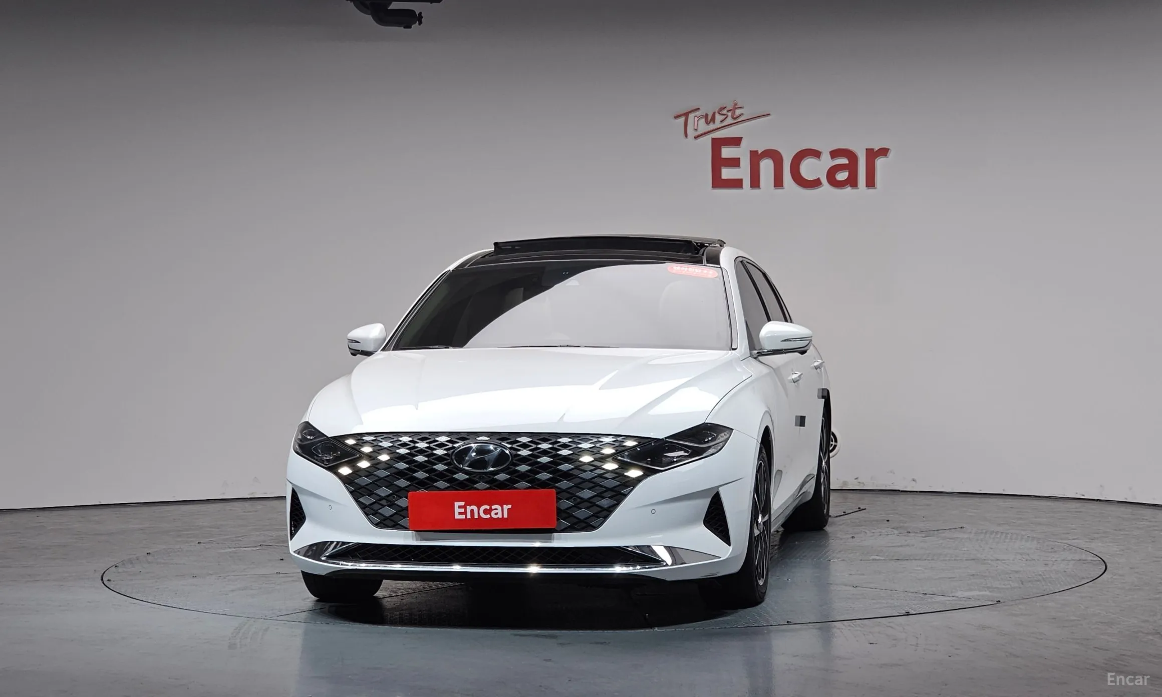 Hyundai Grandeur IG превью 3