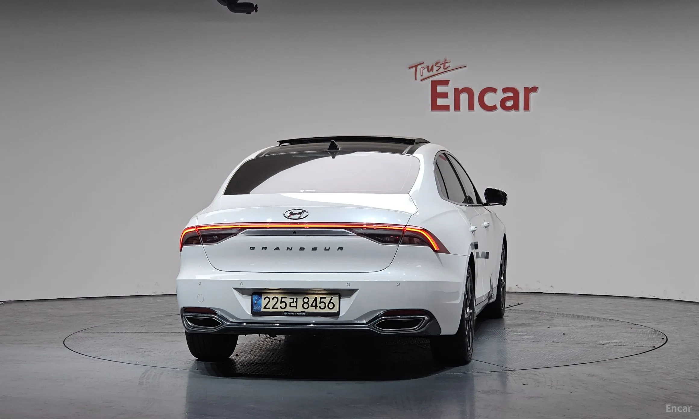 Hyundai Grandeur IG превью 4
