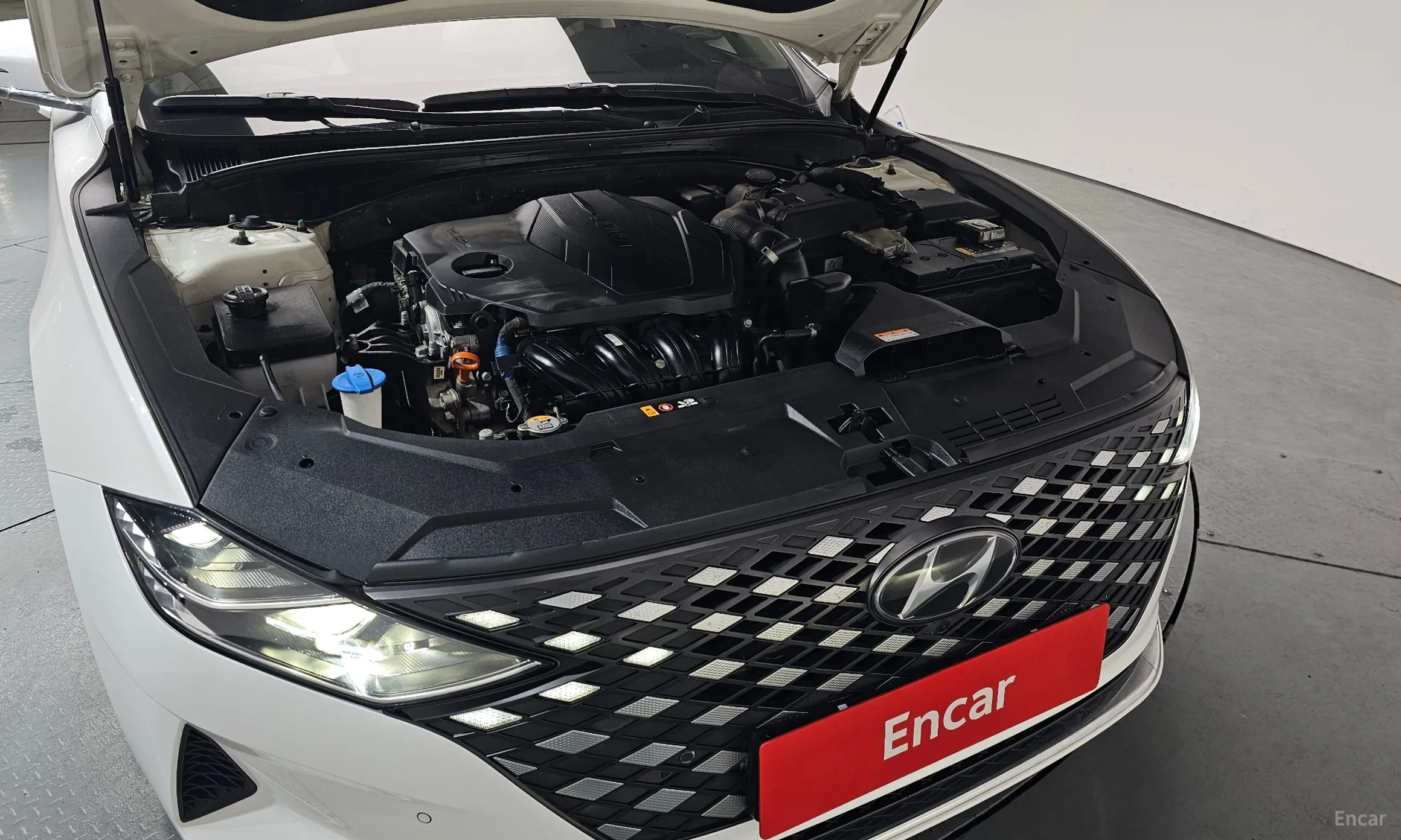 Hyundai Grandeur IG превью 6