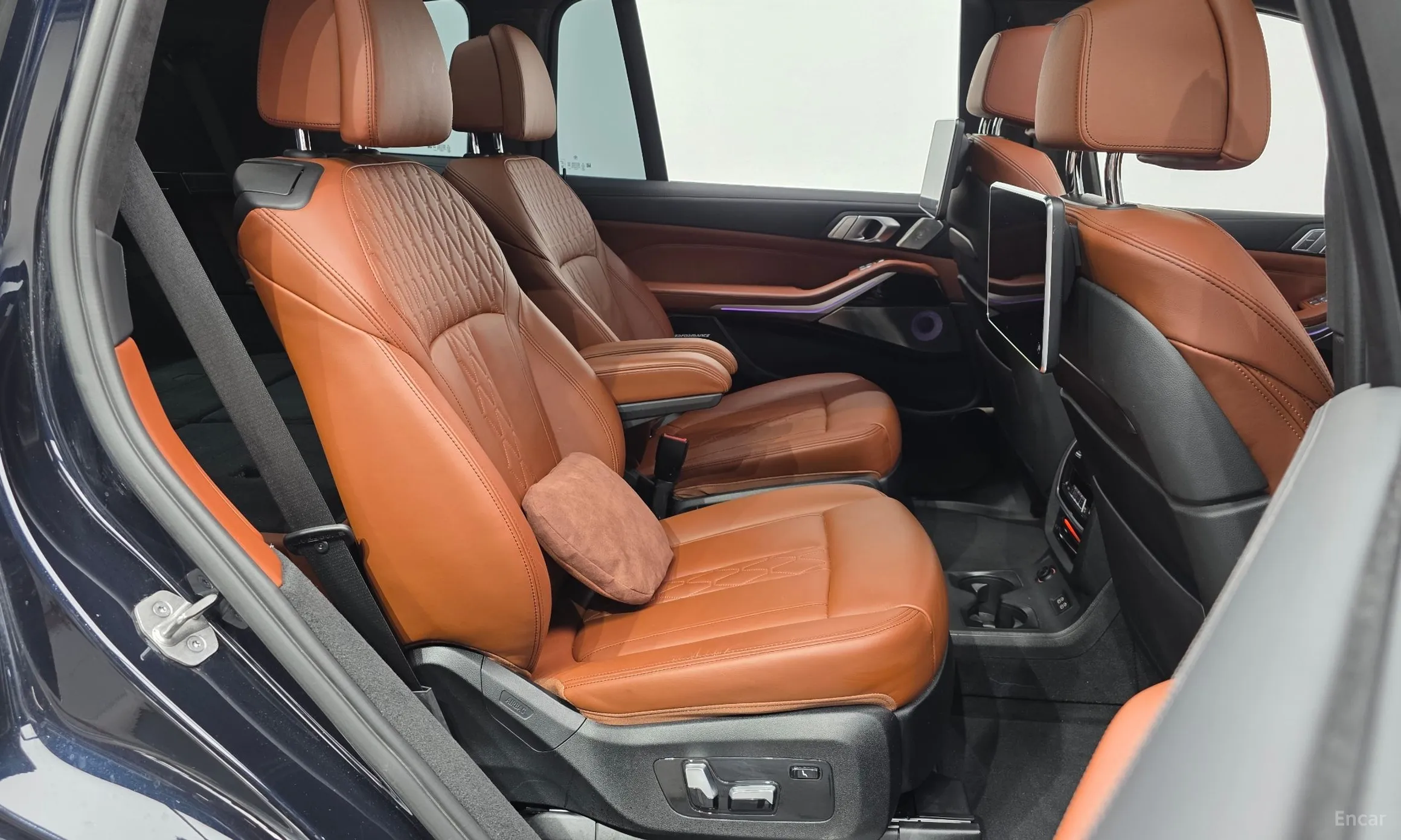BMW X7 (G07) превью 11
