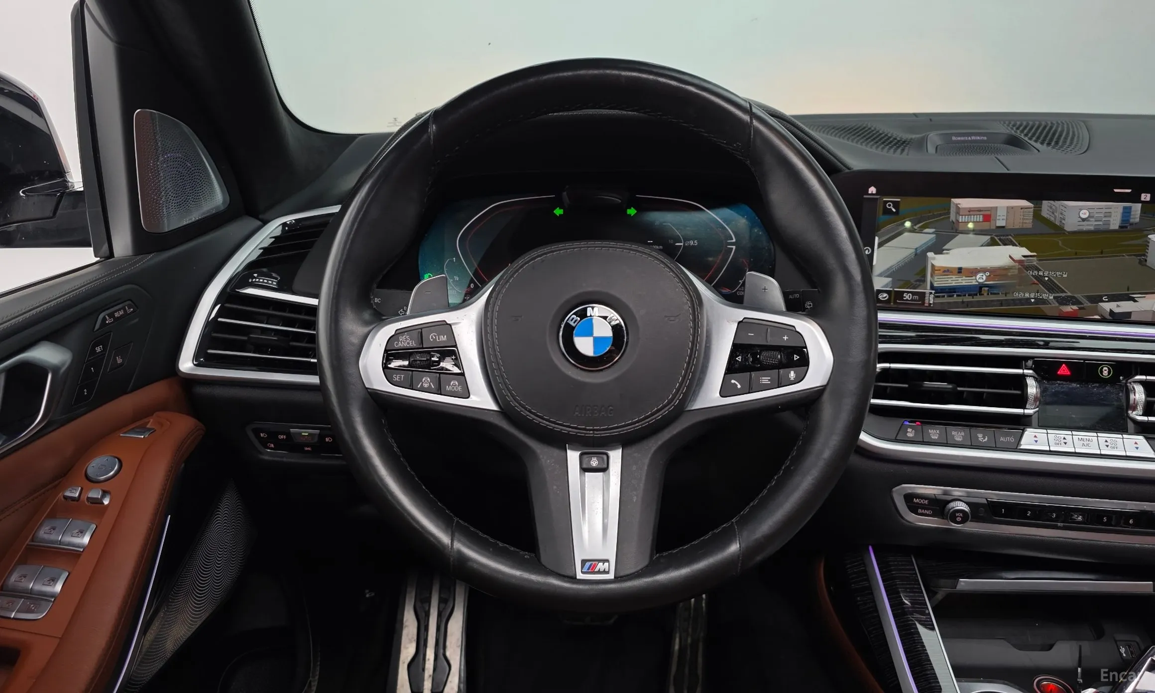 BMW X7 (G07) превью 13
