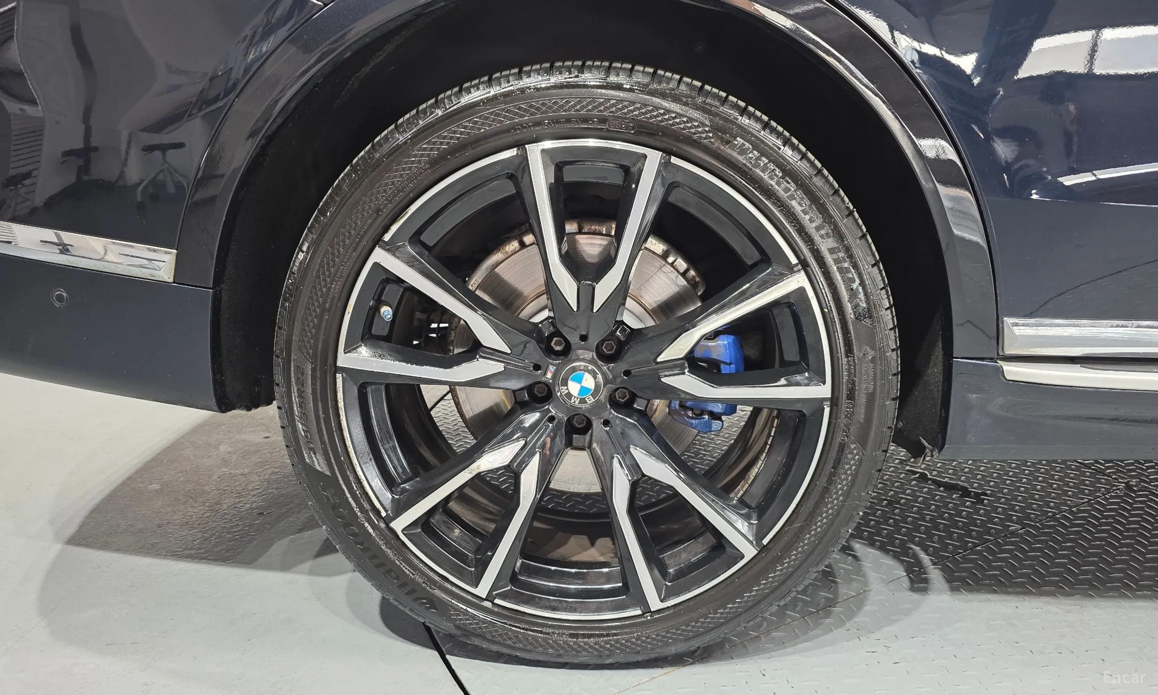 BMW X7 (G07) превью 5