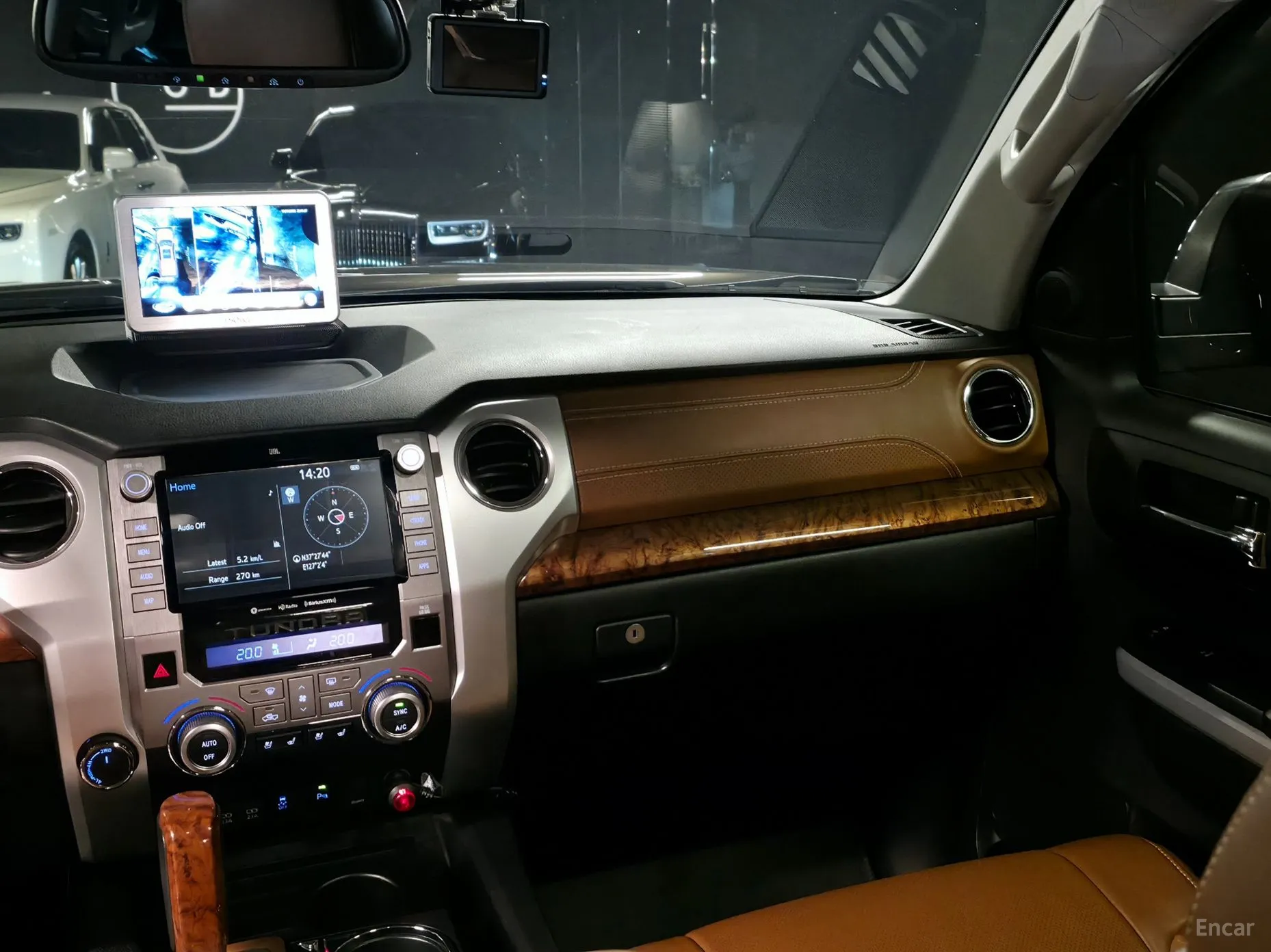 Toyota tundra превью 15