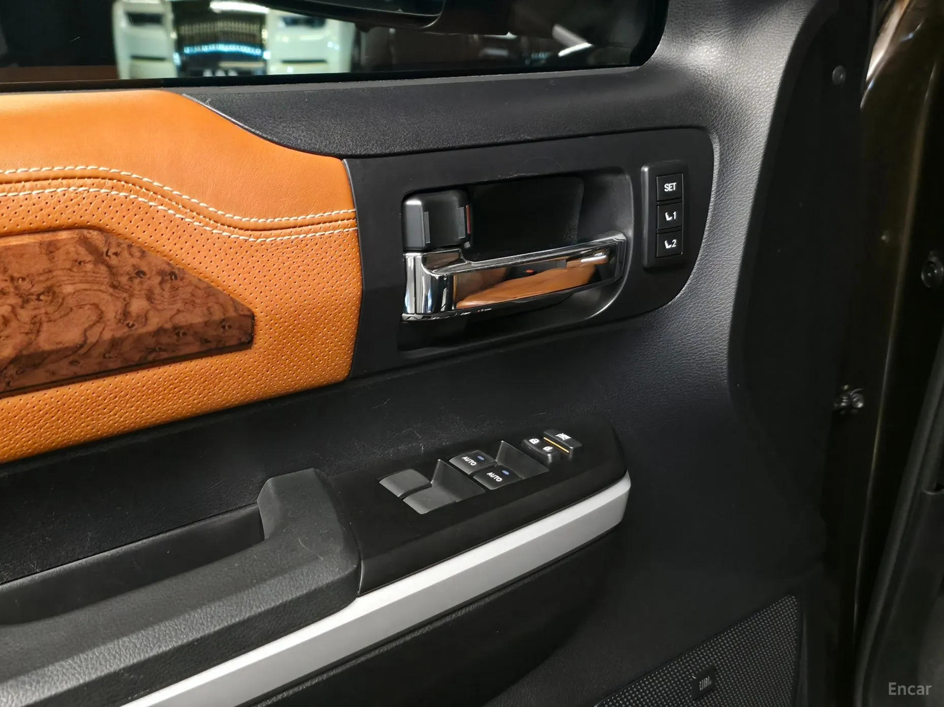 Toyota tundra превью 9