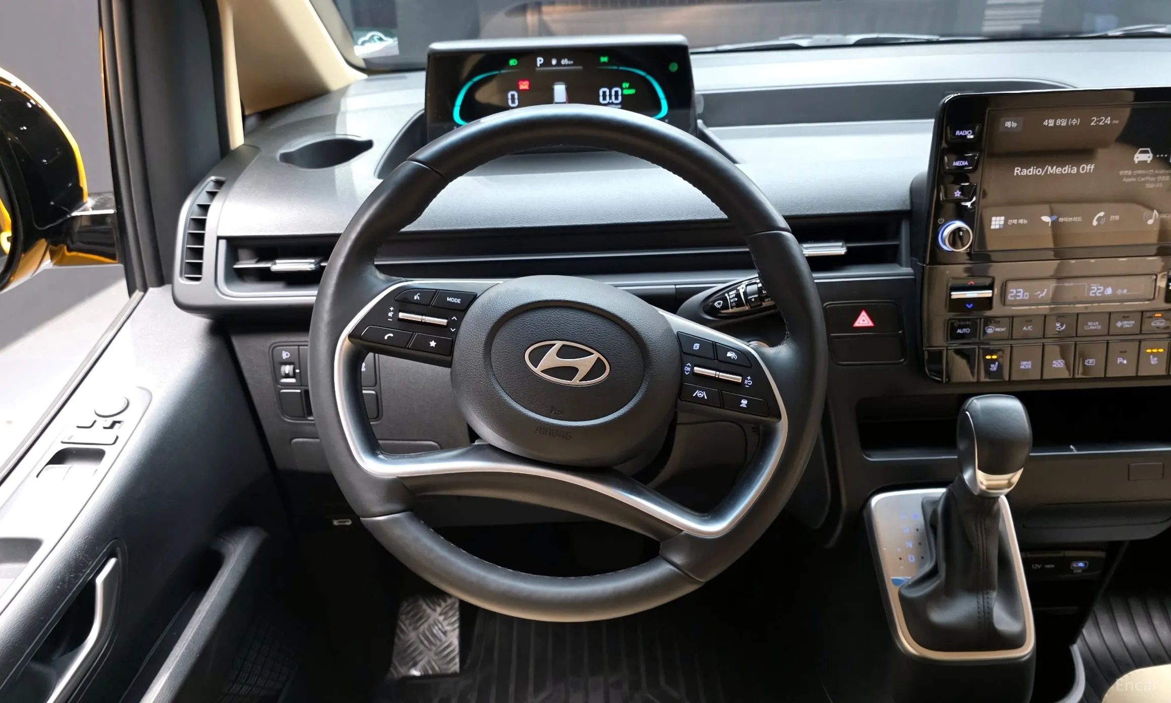 Hyundai Staria превью 14