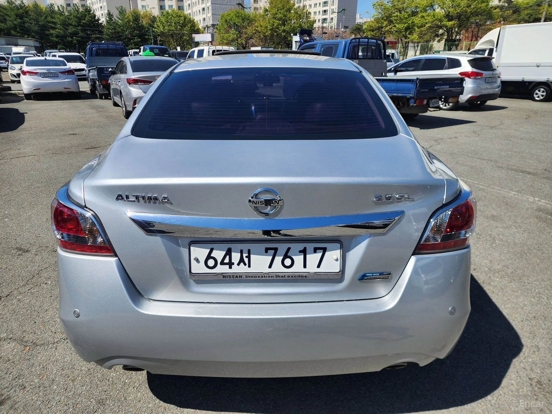 Nissan Altima превью 4