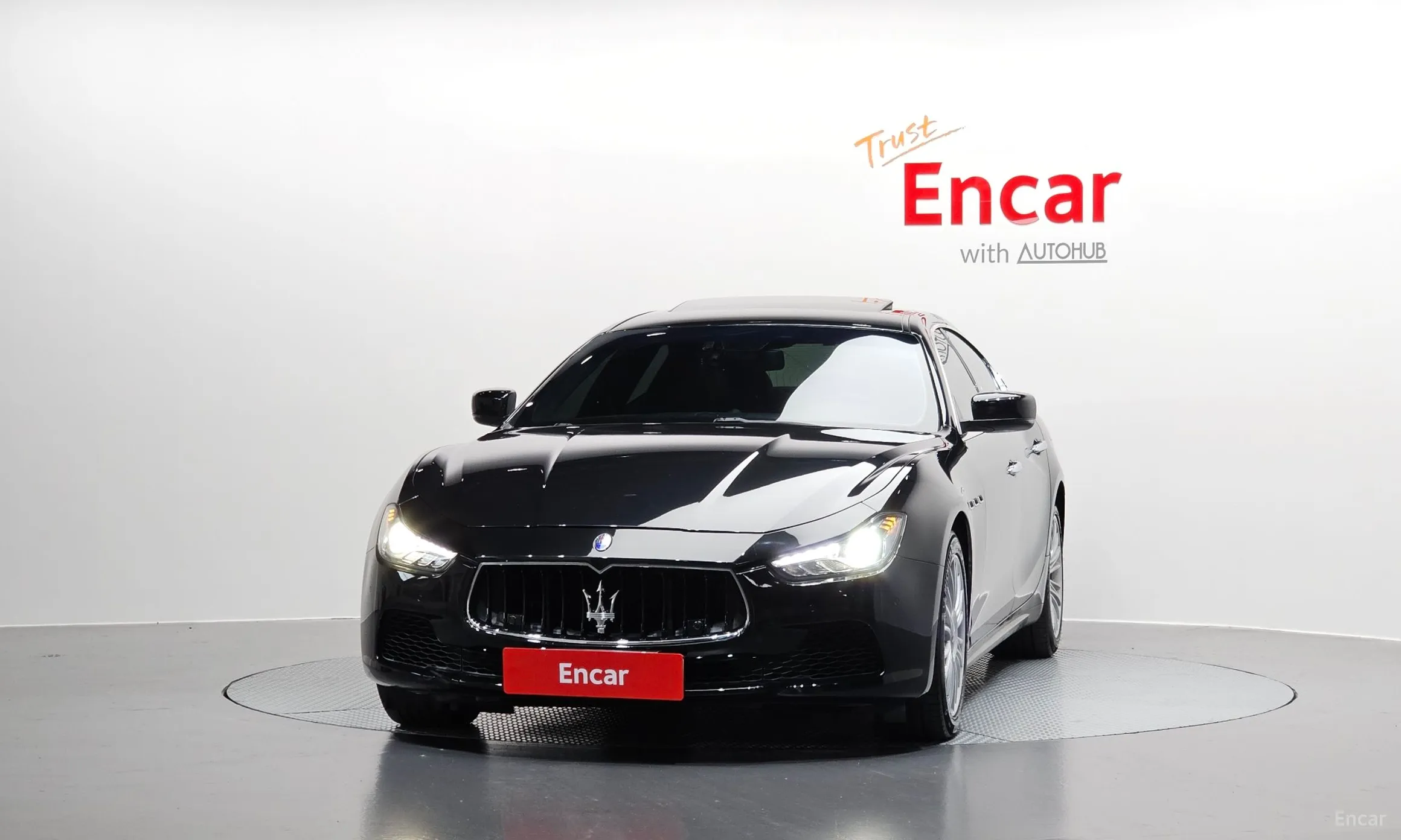 Maserati Ghibli превью 3