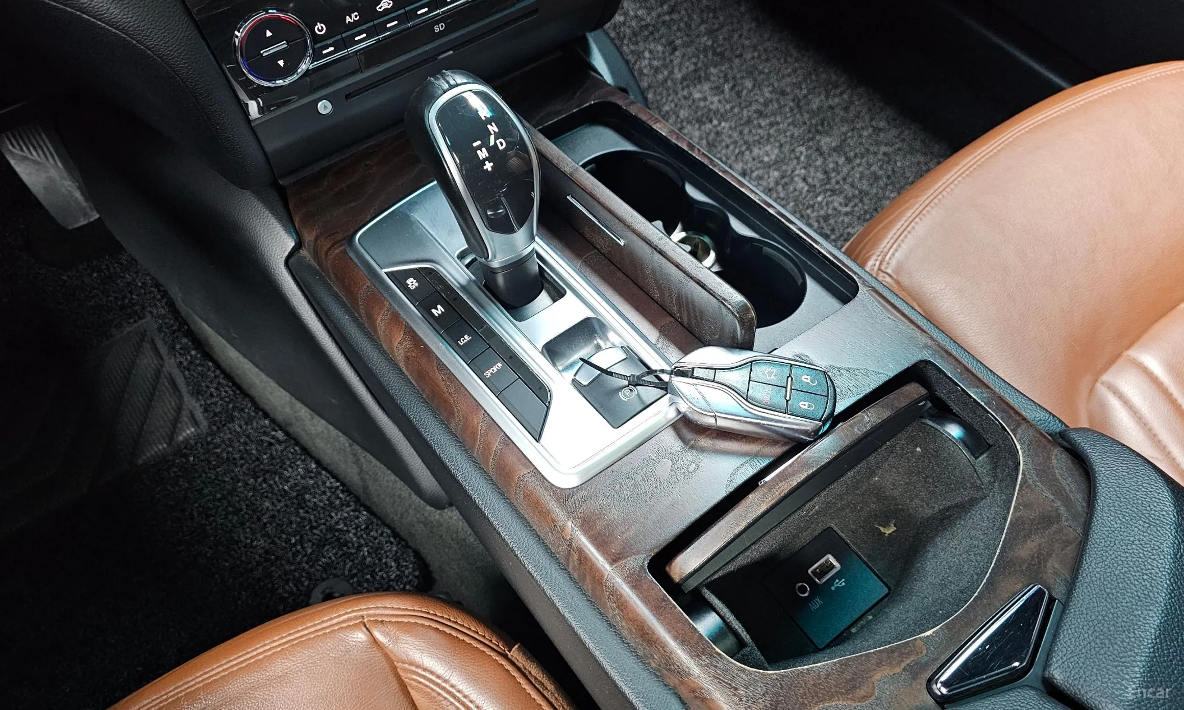 Maserati Ghibli превью 9