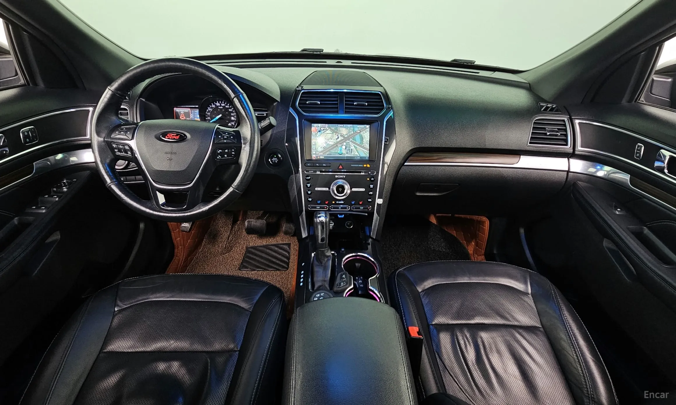 Ford Explorer превью 7