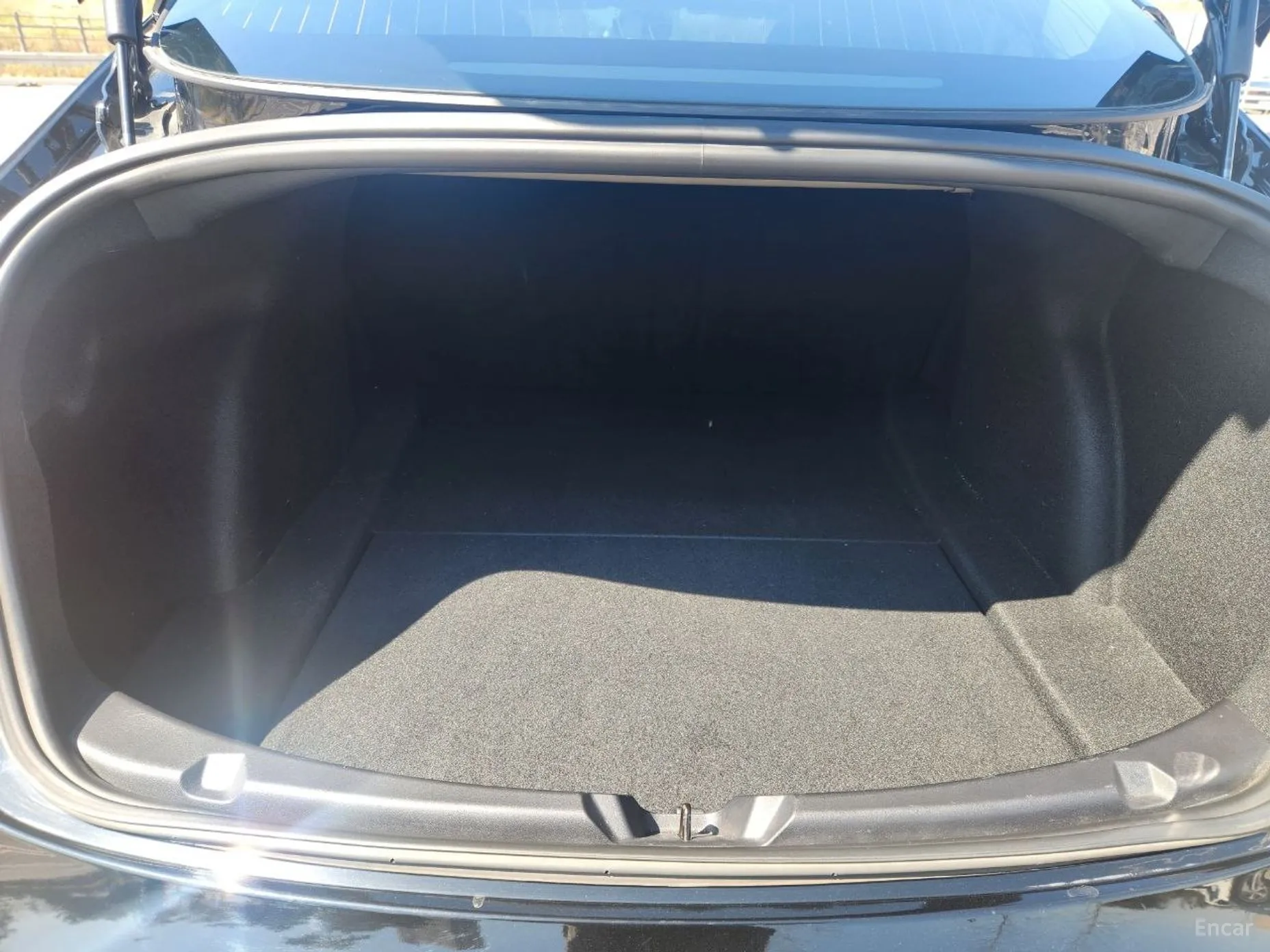 Tesla Model 3 превью 16