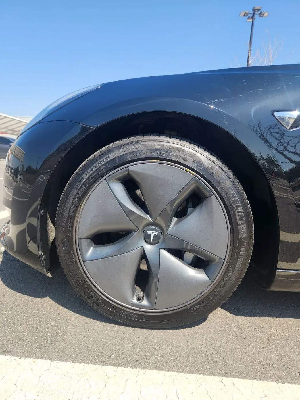 Tesla Model 3 превью 17
