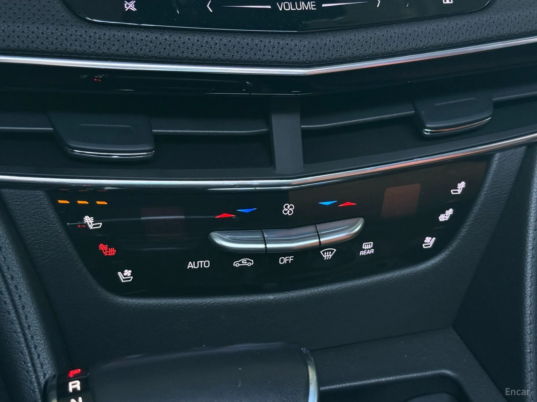 Cadillac CT6 превью 11