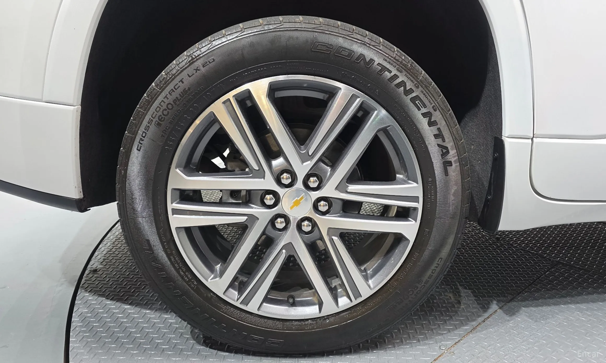 Chevrolet (GM Daewoo) Traverse превью 5