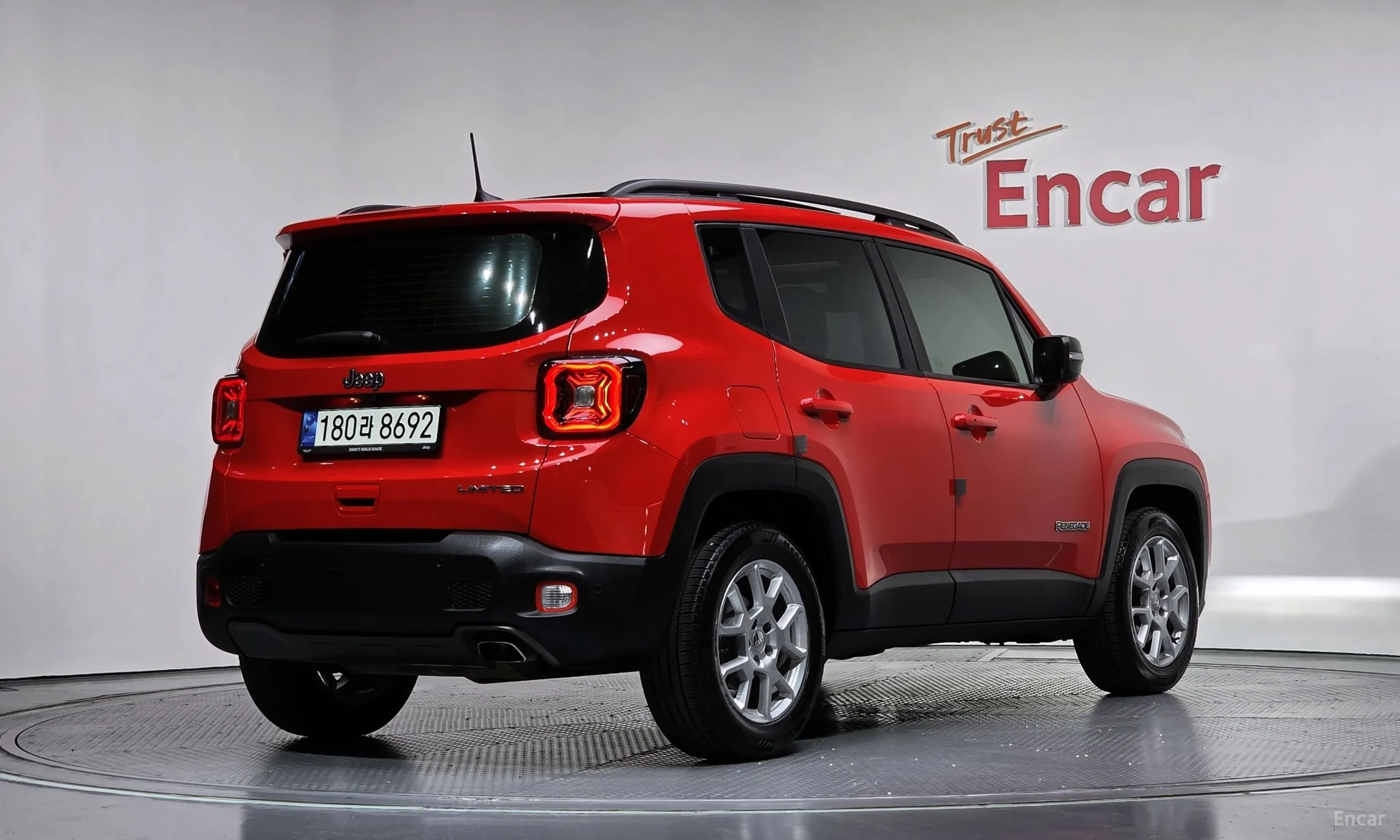 Jeep Renegade превью 2