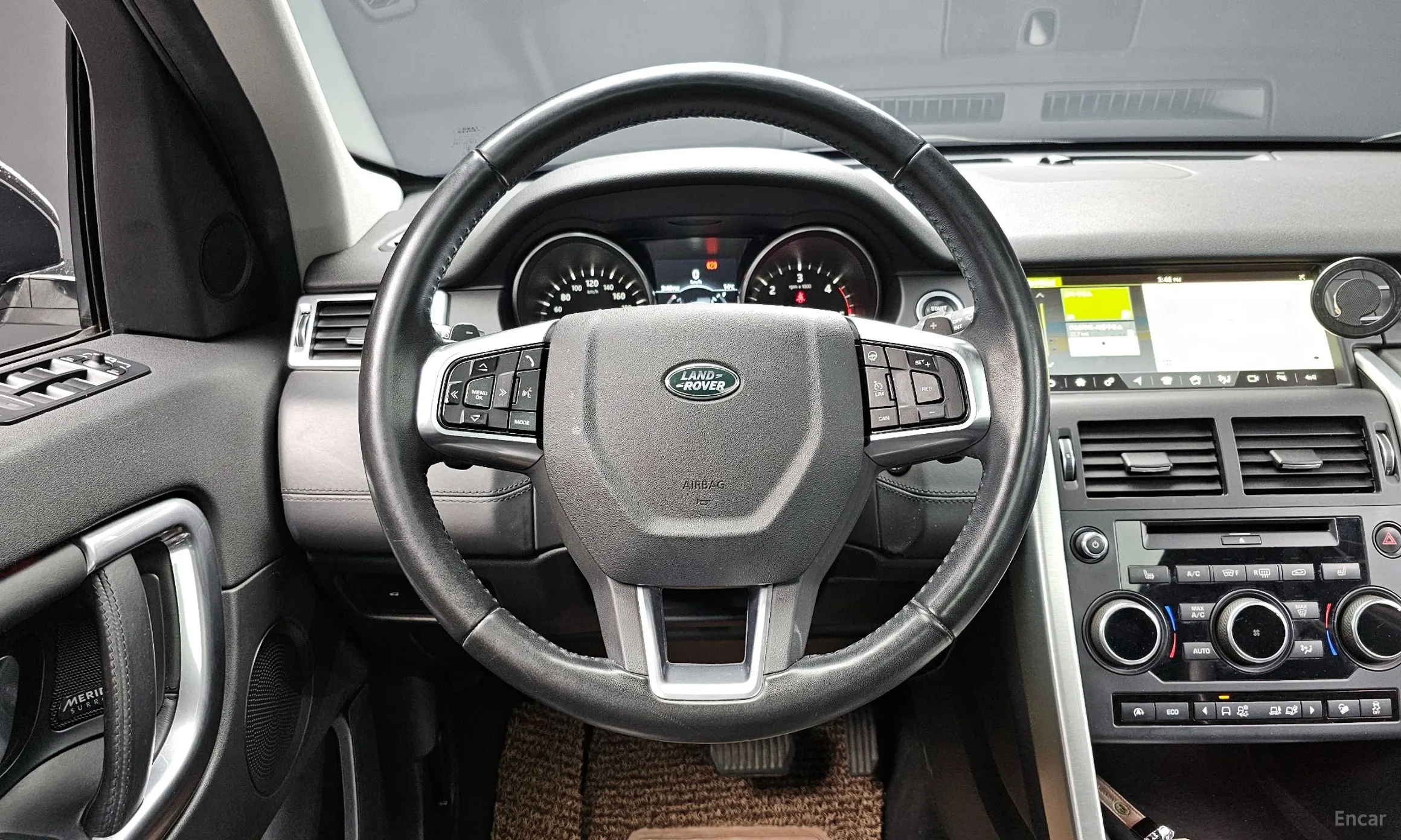 Land Rover Discovery Sports превью 12