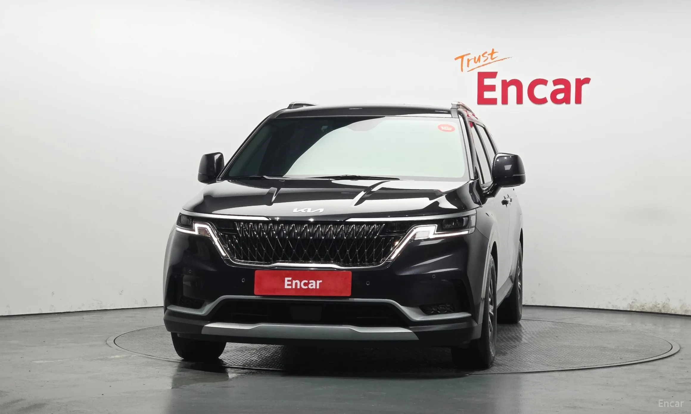 Kia Carnival Gen 4 превью 3