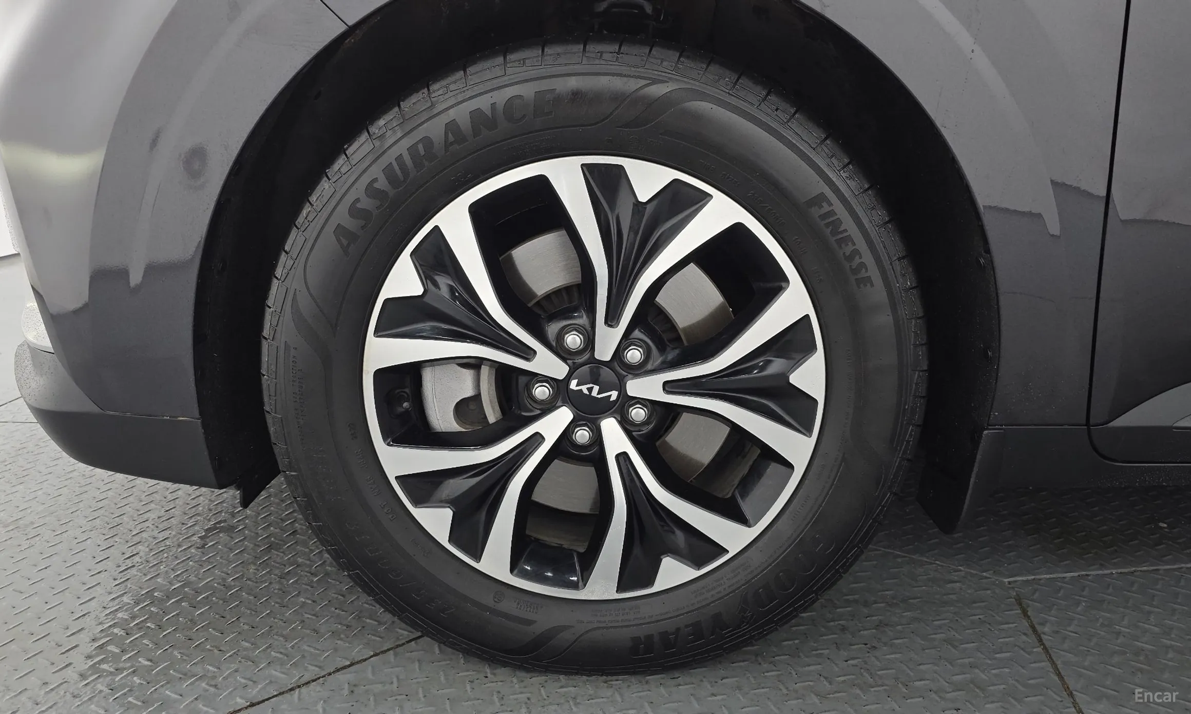 Kia Carnival Gen 4 превью 5