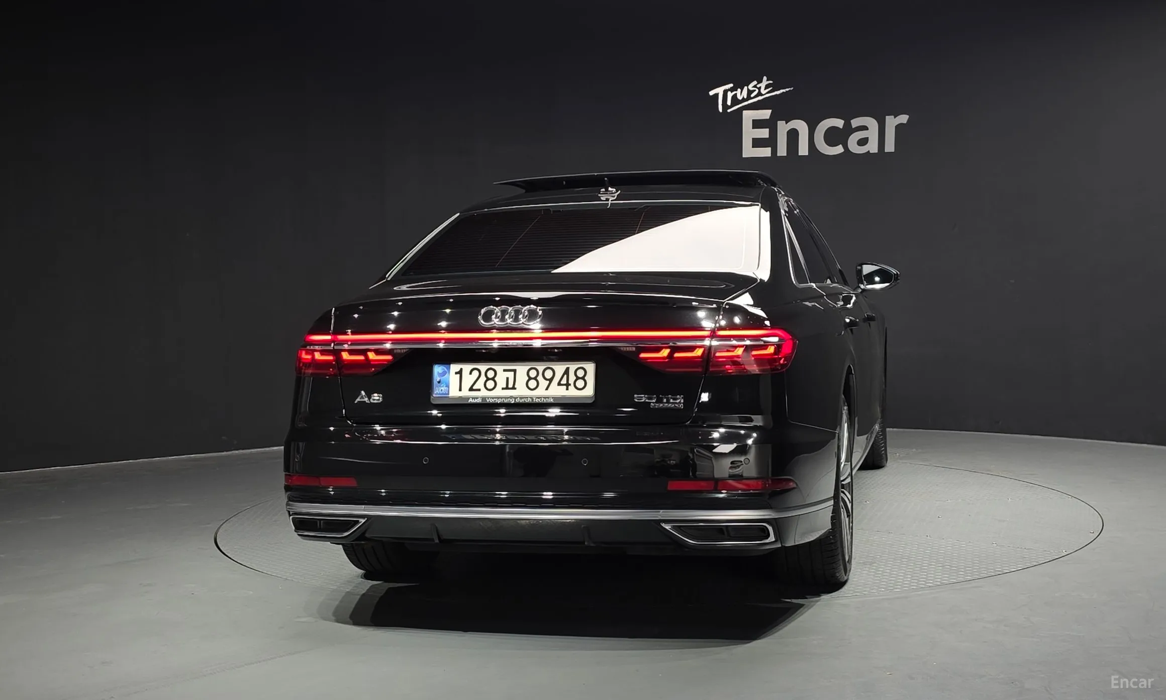 Audi A8 (D5) превью 4