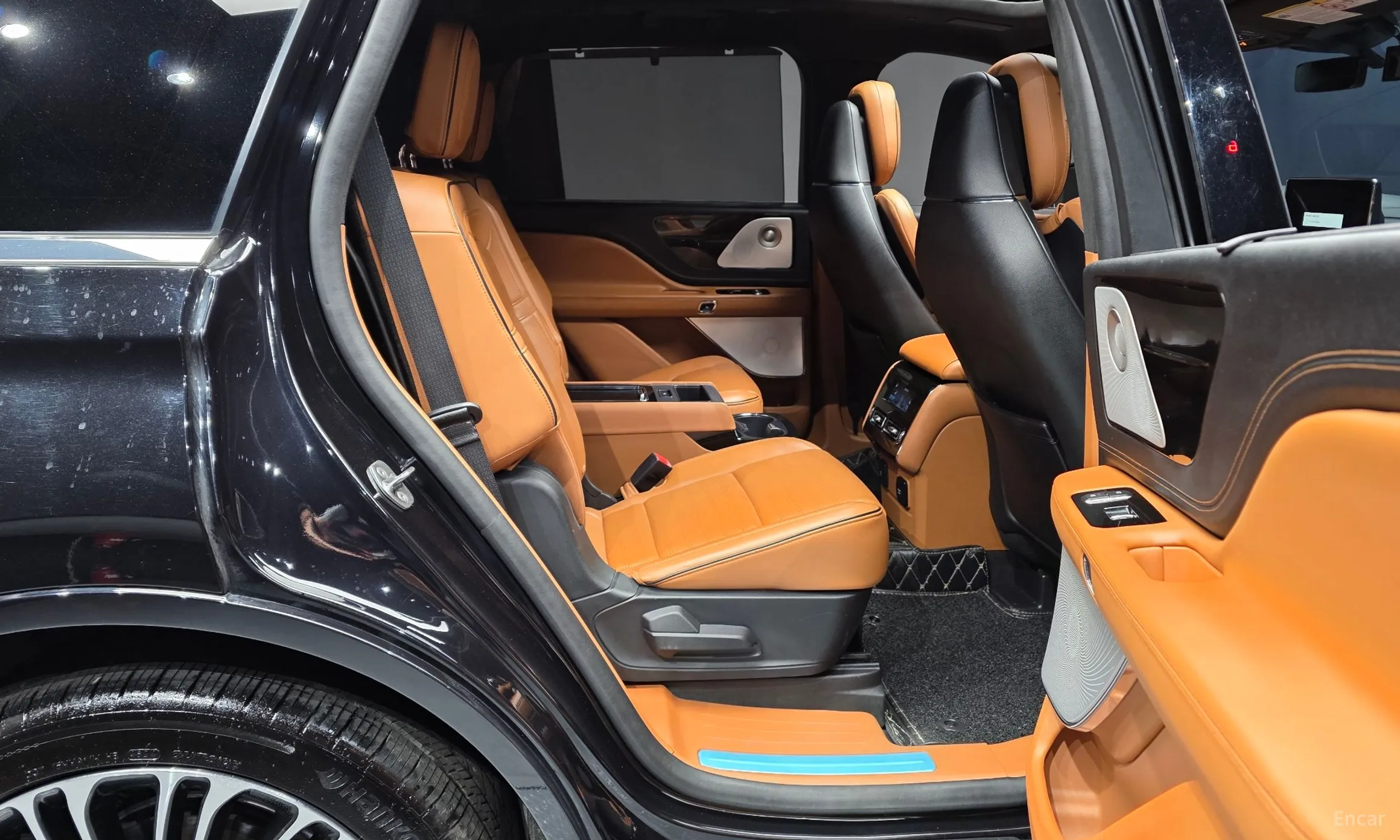 Lincoln Aviator 2nd Generation превью 12