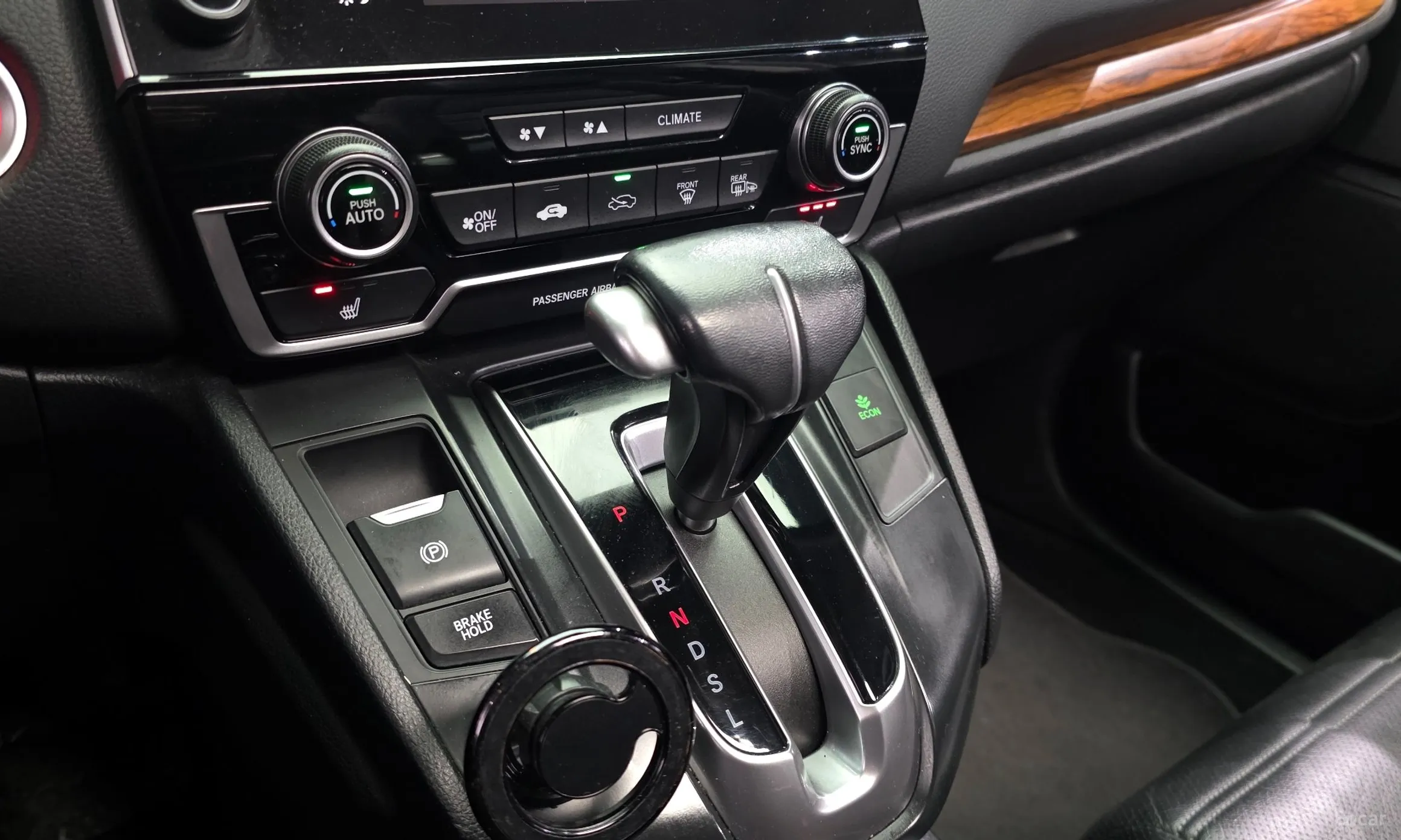 Honda CR-V 5th generation превью 9