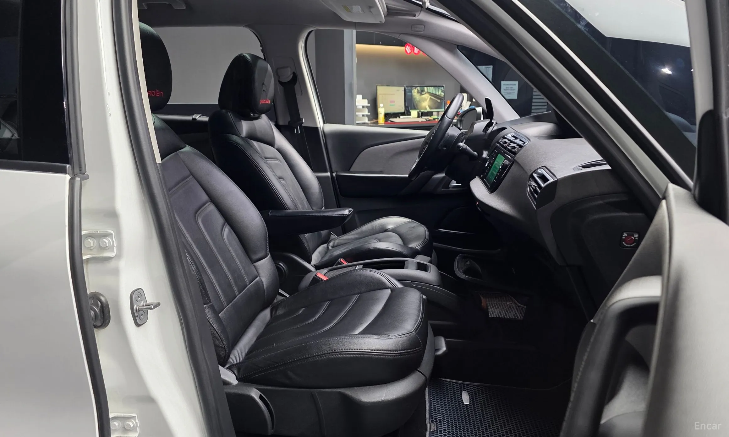 Citroën/DS Grand C4 Picasso превью 11