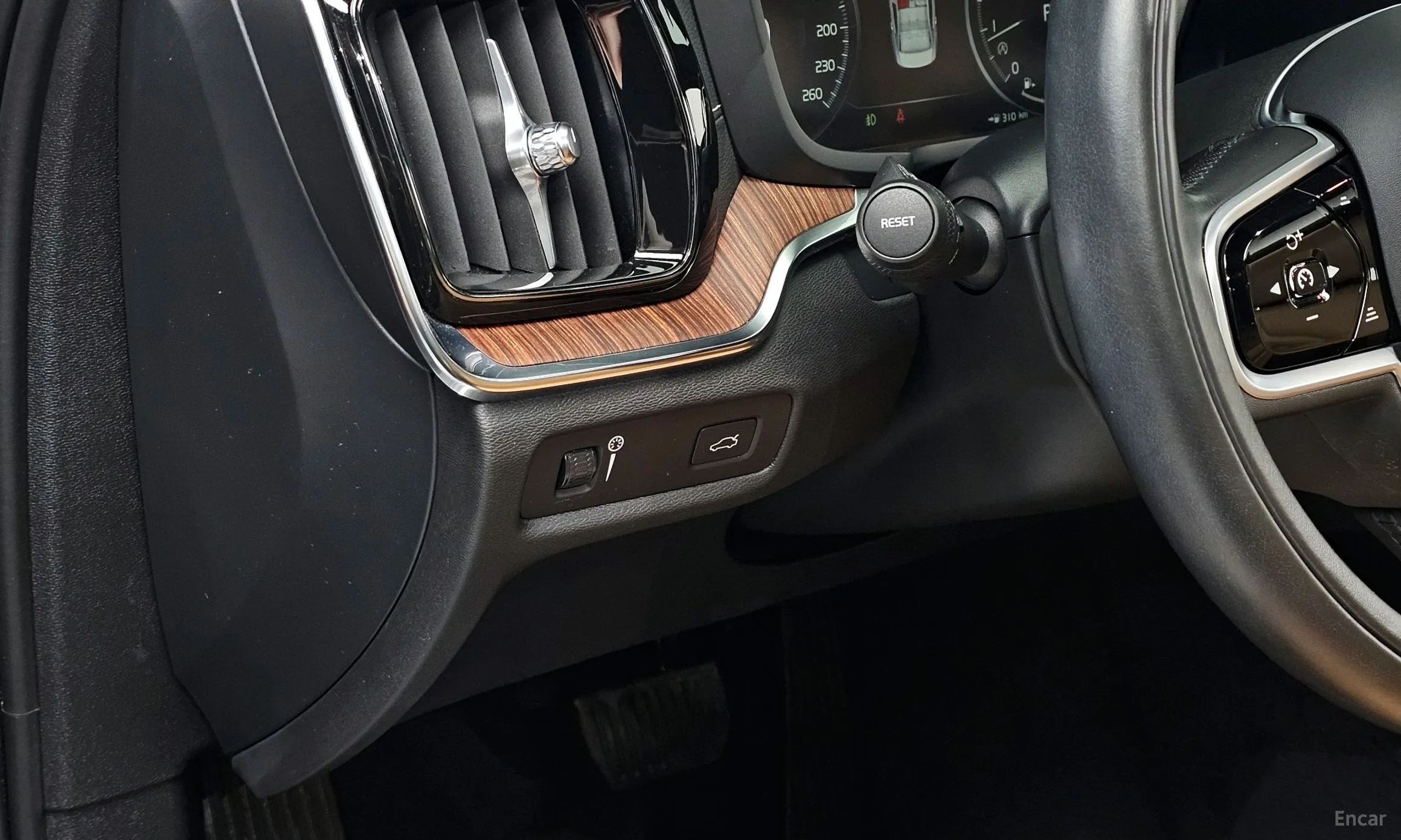 Volvo S60 3rd Generation превью 16