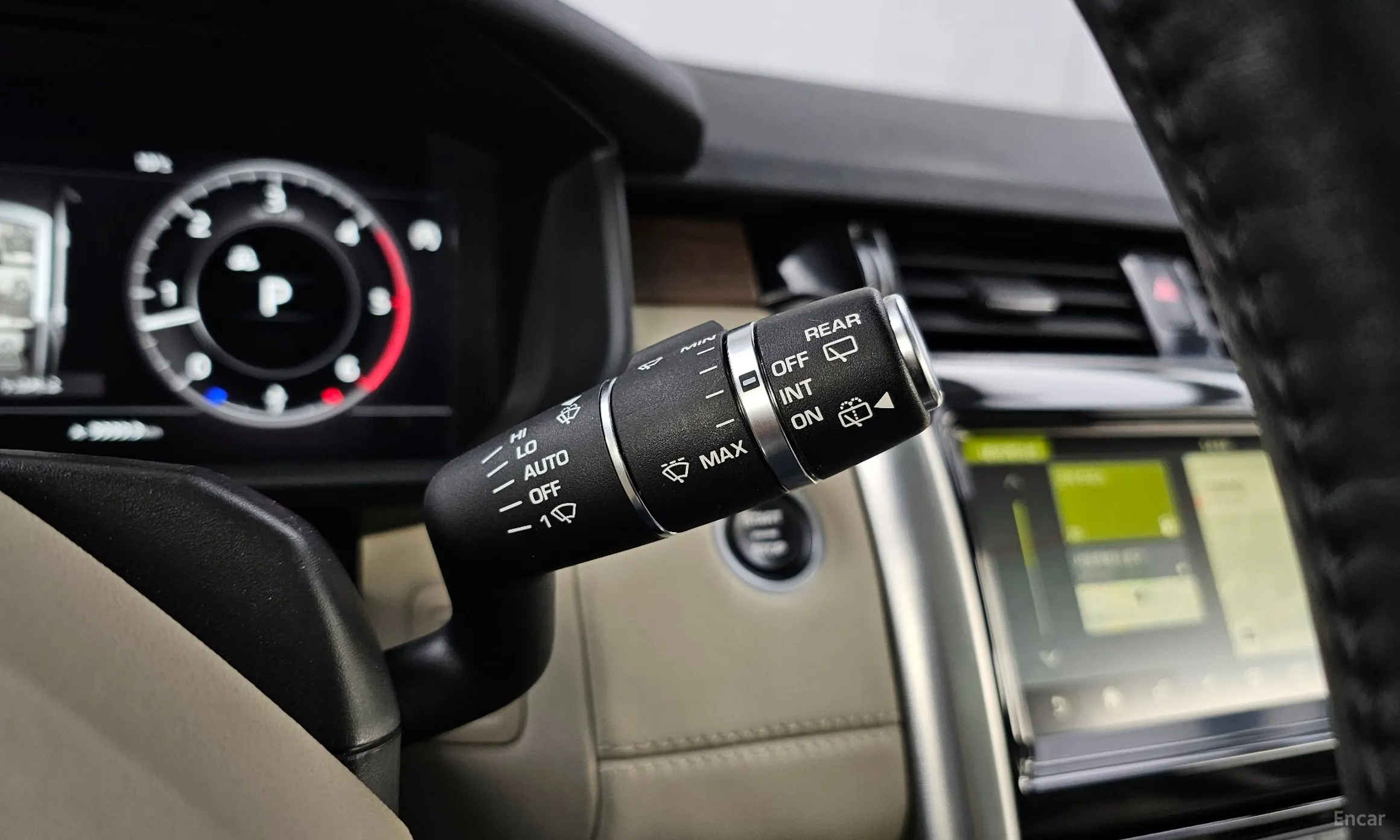 Land Rover Discovery 5 превью 18