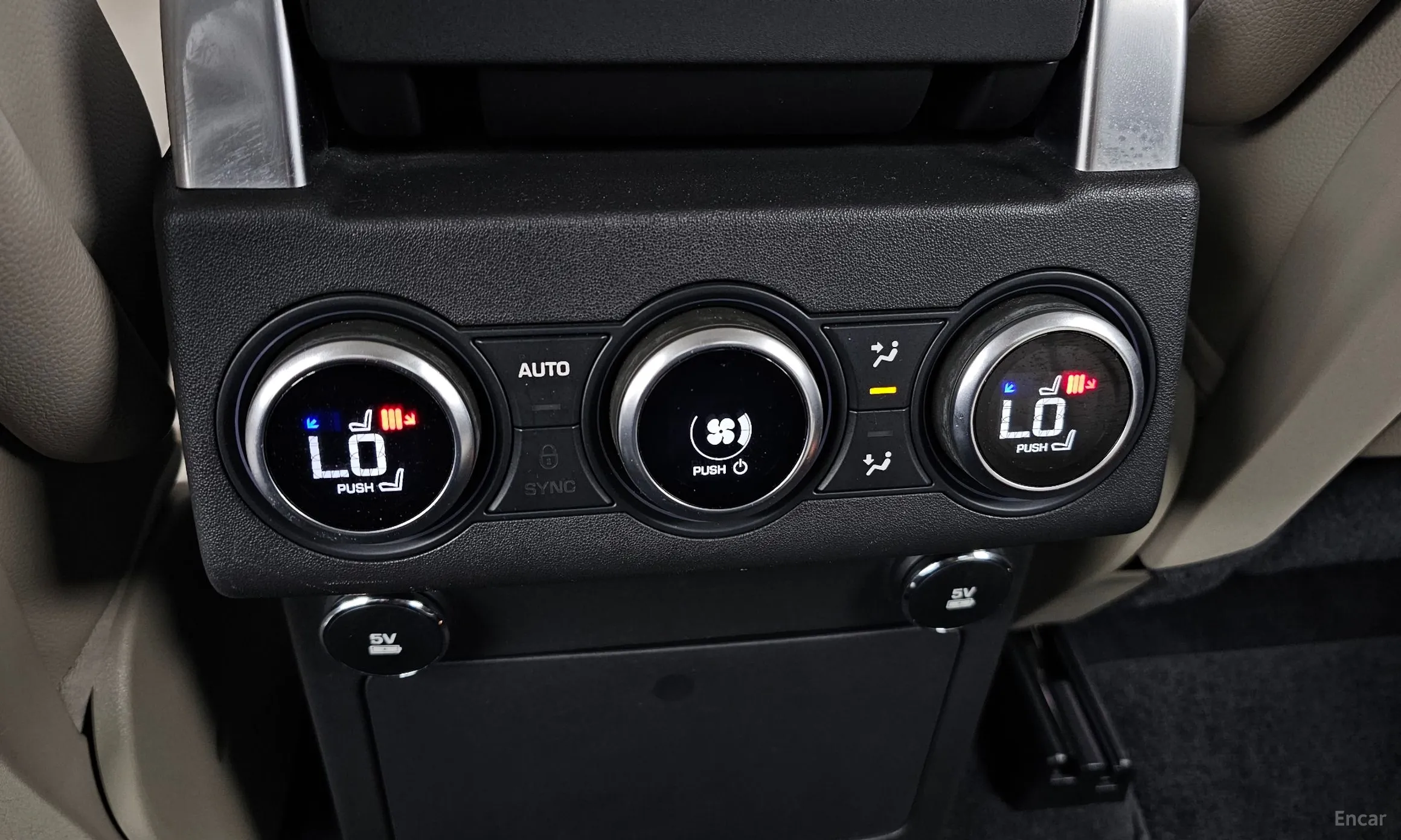 Land Rover Discovery 5 превью 19