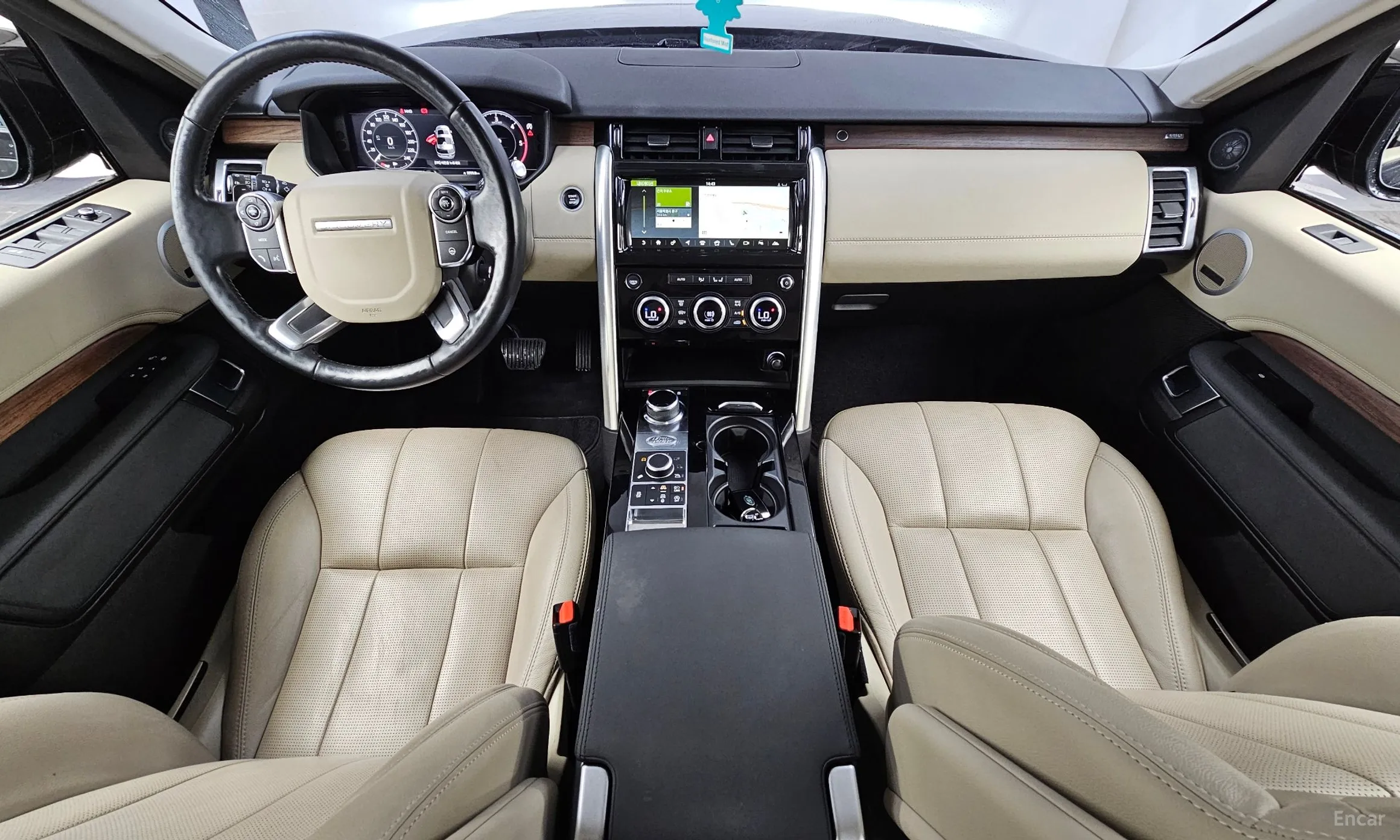 Land Rover Discovery 5 превью 7