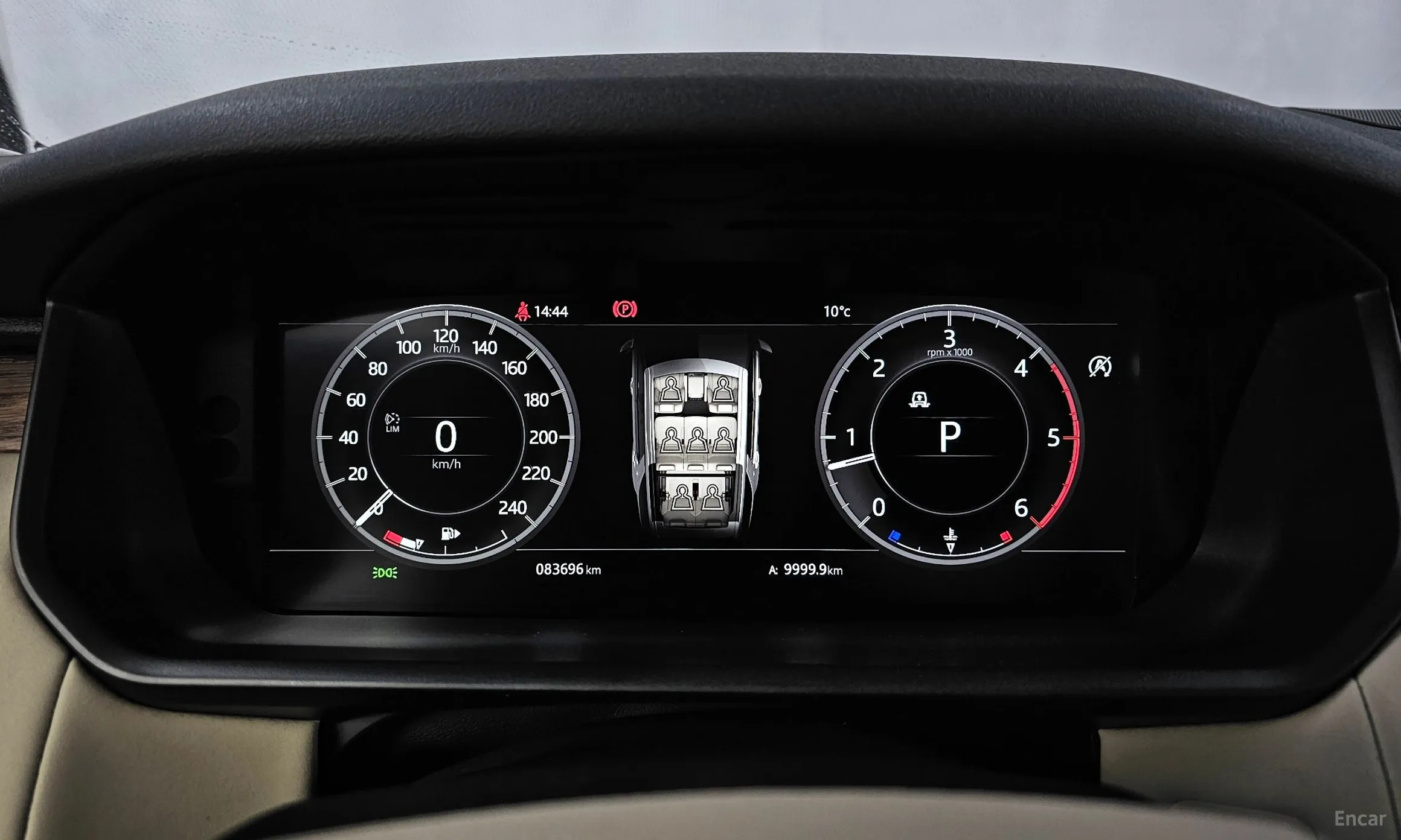 Land Rover Discovery 5 превью 8
