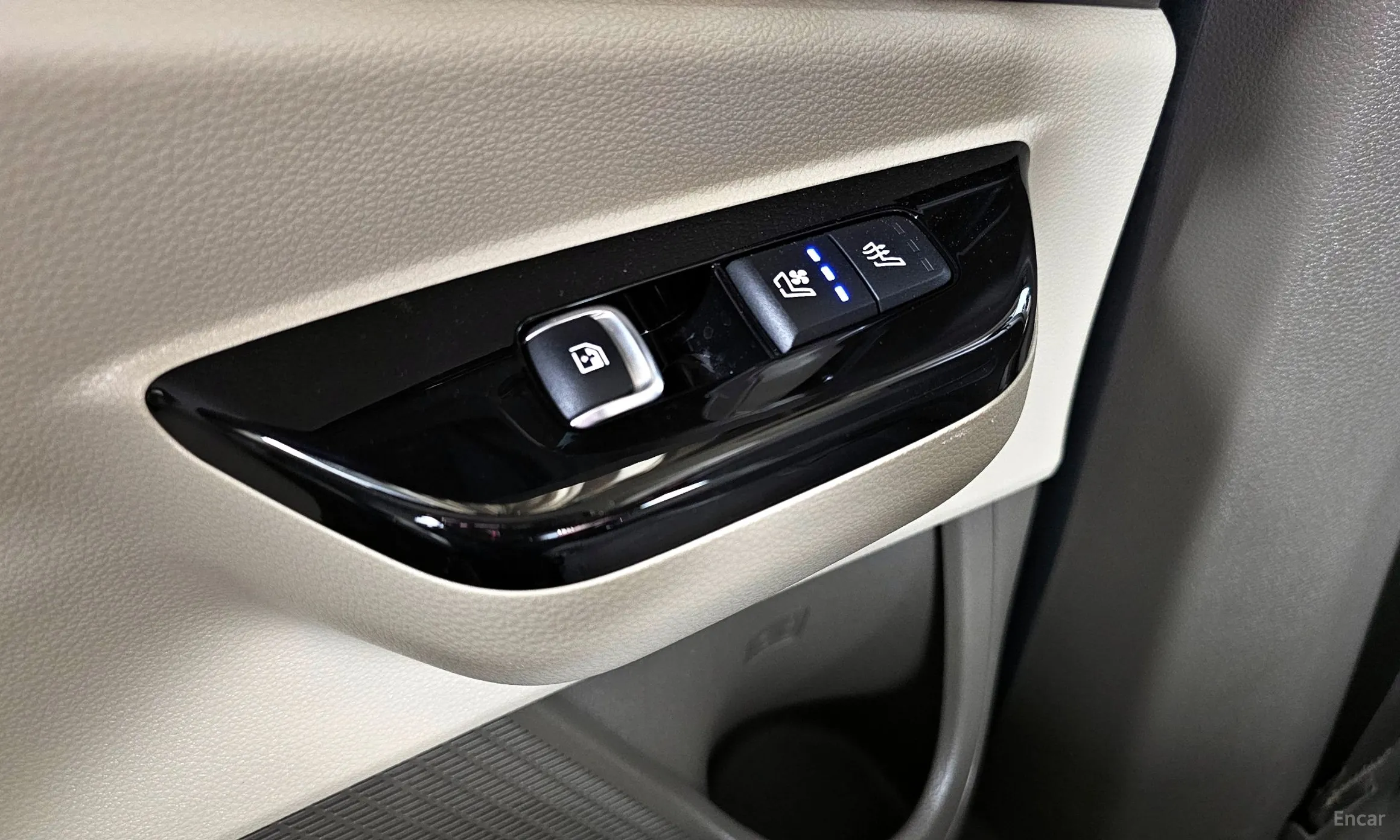 Kia Carnival Gen 4 превью 18