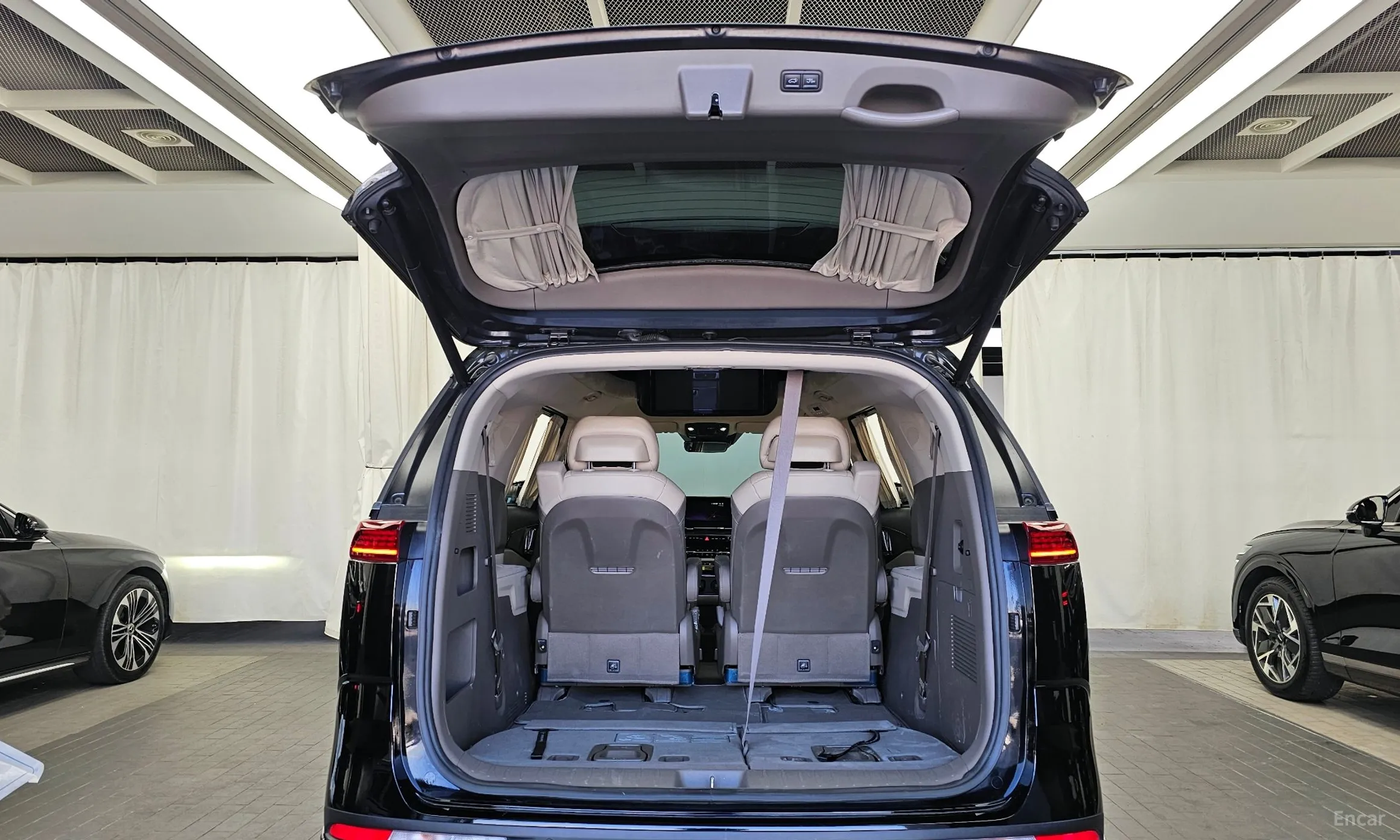 Kia Carnival Gen 4 превью 20